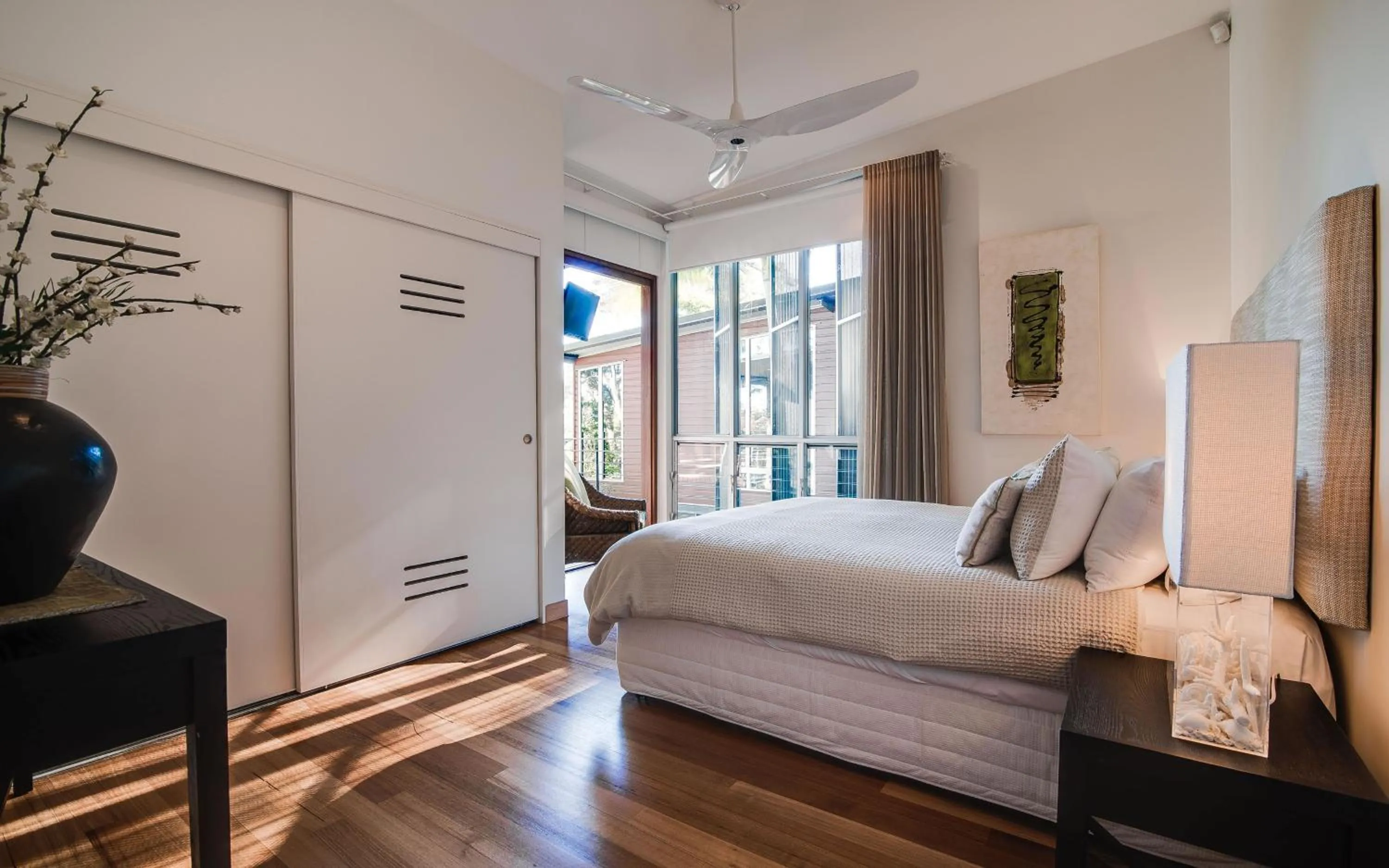 Bedroom, Bed in Noosa Residences