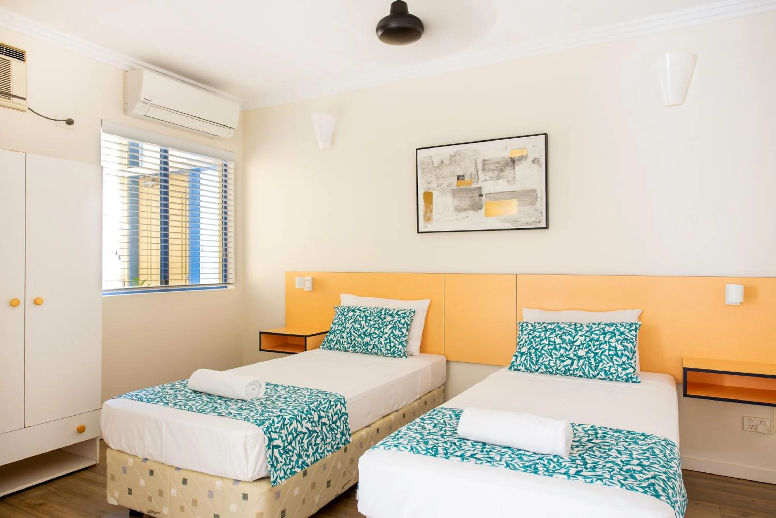 Bedroom, Bed in Coral Sea Vista Apartments