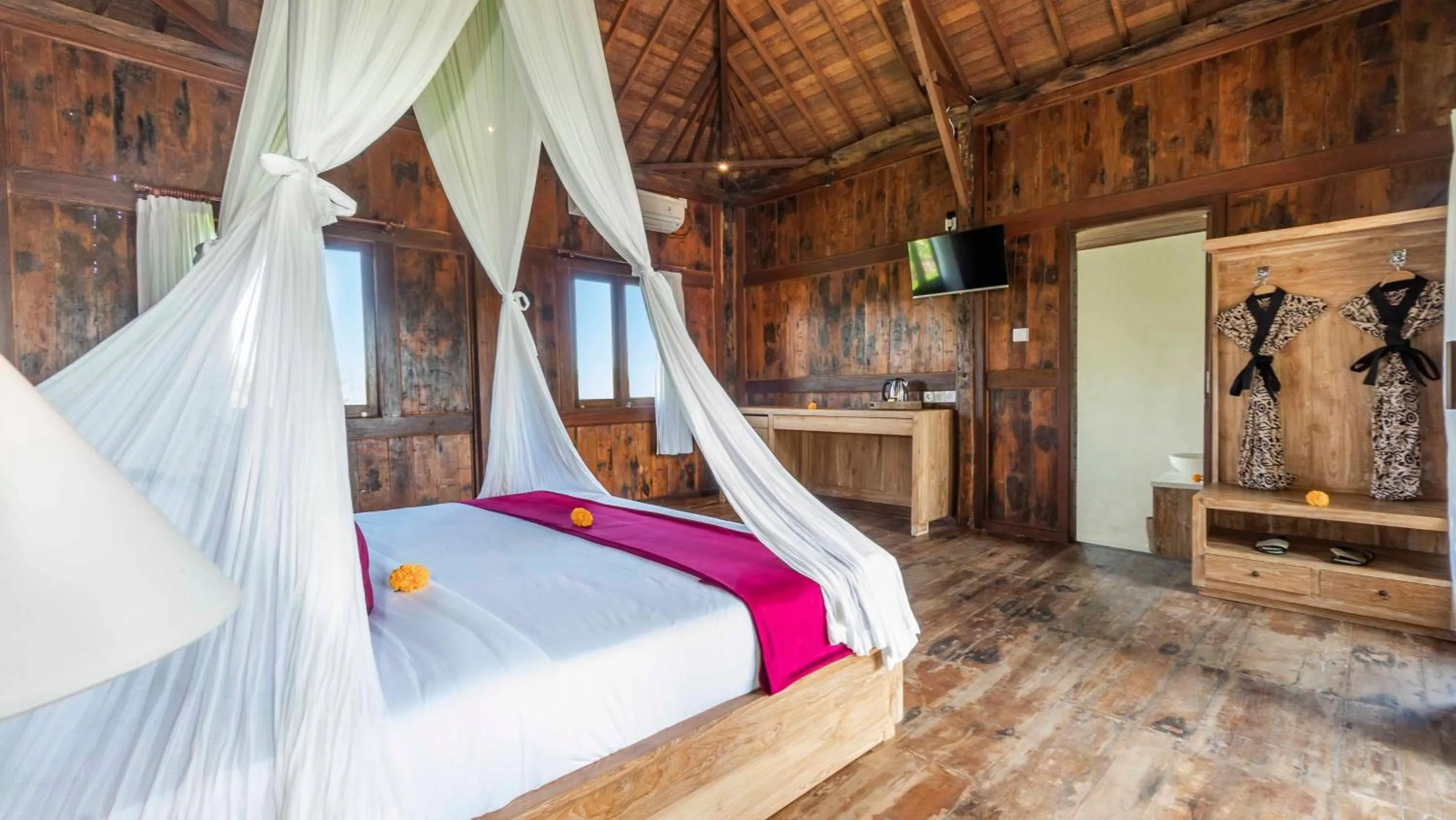 Bedroom, Bed in Gayatri Retreat Ubud