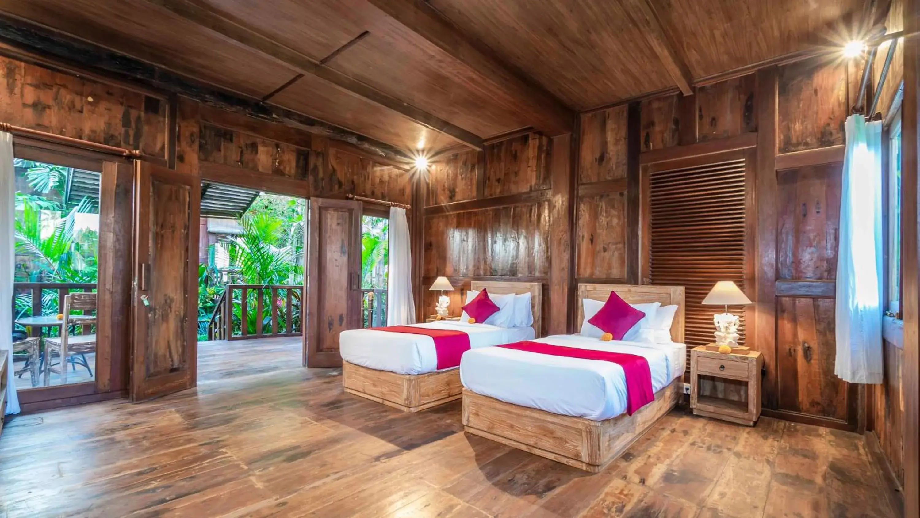 Superior Twin Room with Garden View in Gayatri Retreat Ubud Superior Twin Room with Garden View in Gayatri Retreat Ubud
