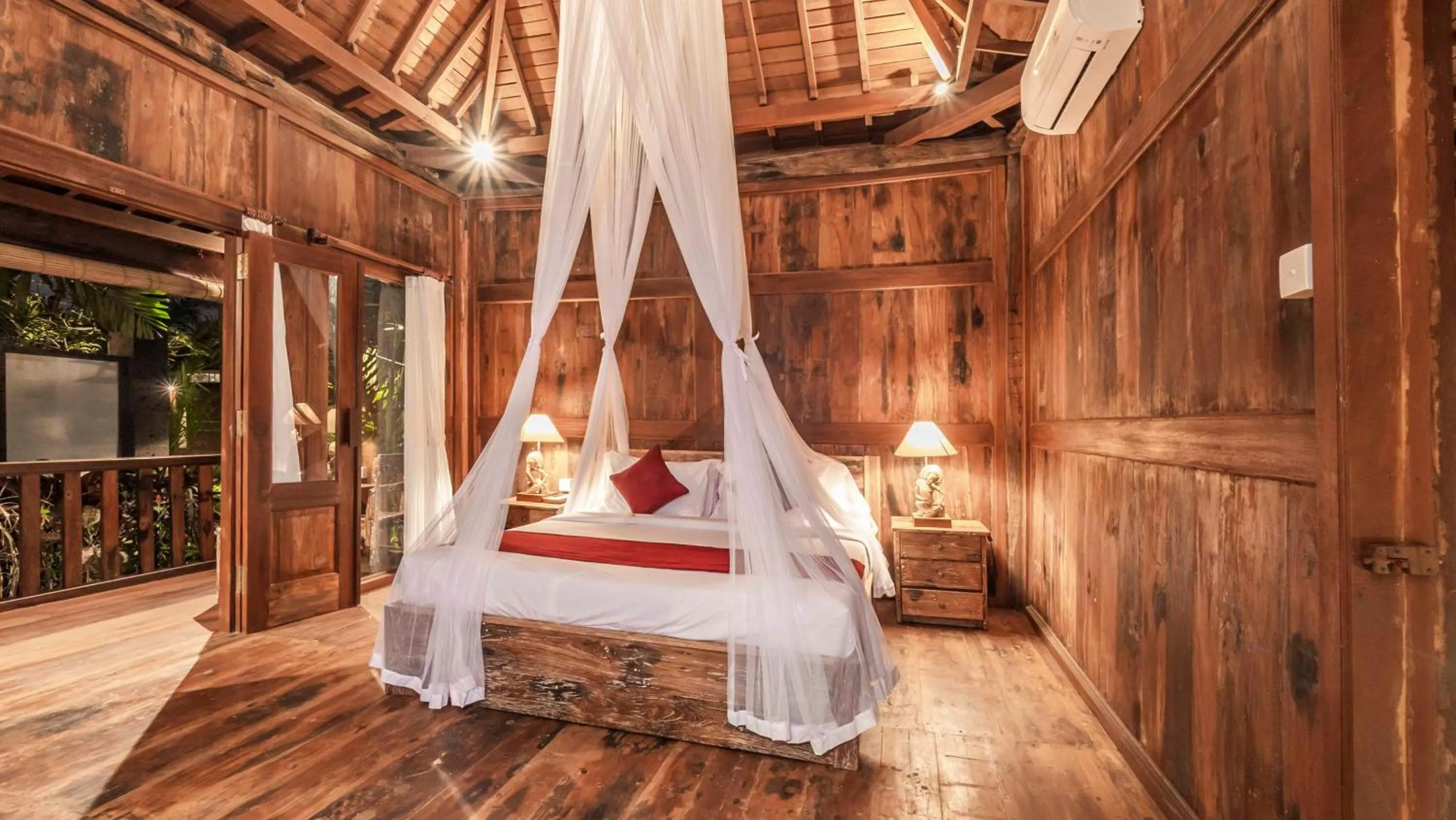 Bedroom, Bed in Gayatri Retreat Ubud