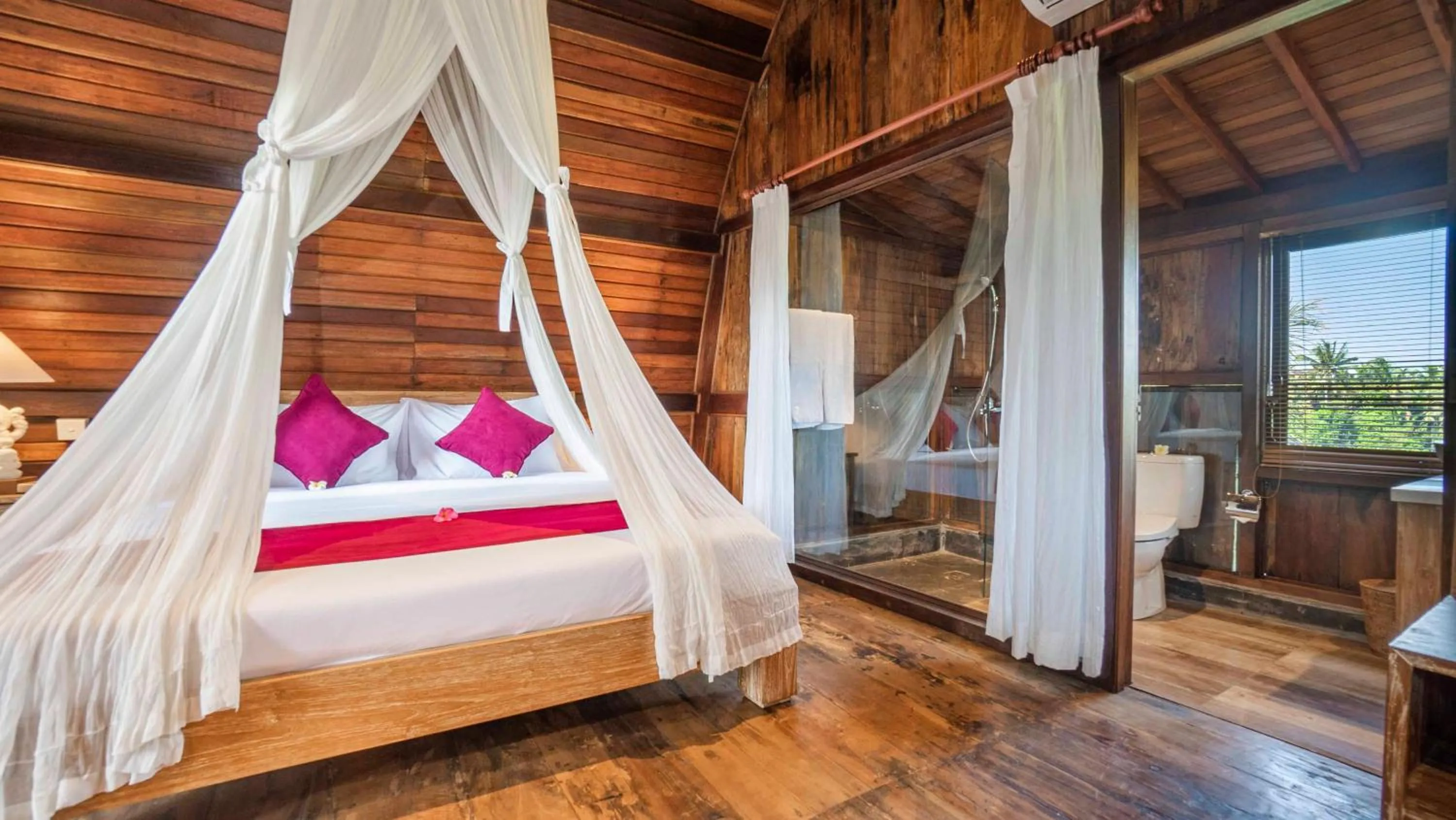 Bedroom, Bed in Gayatri Retreat Ubud