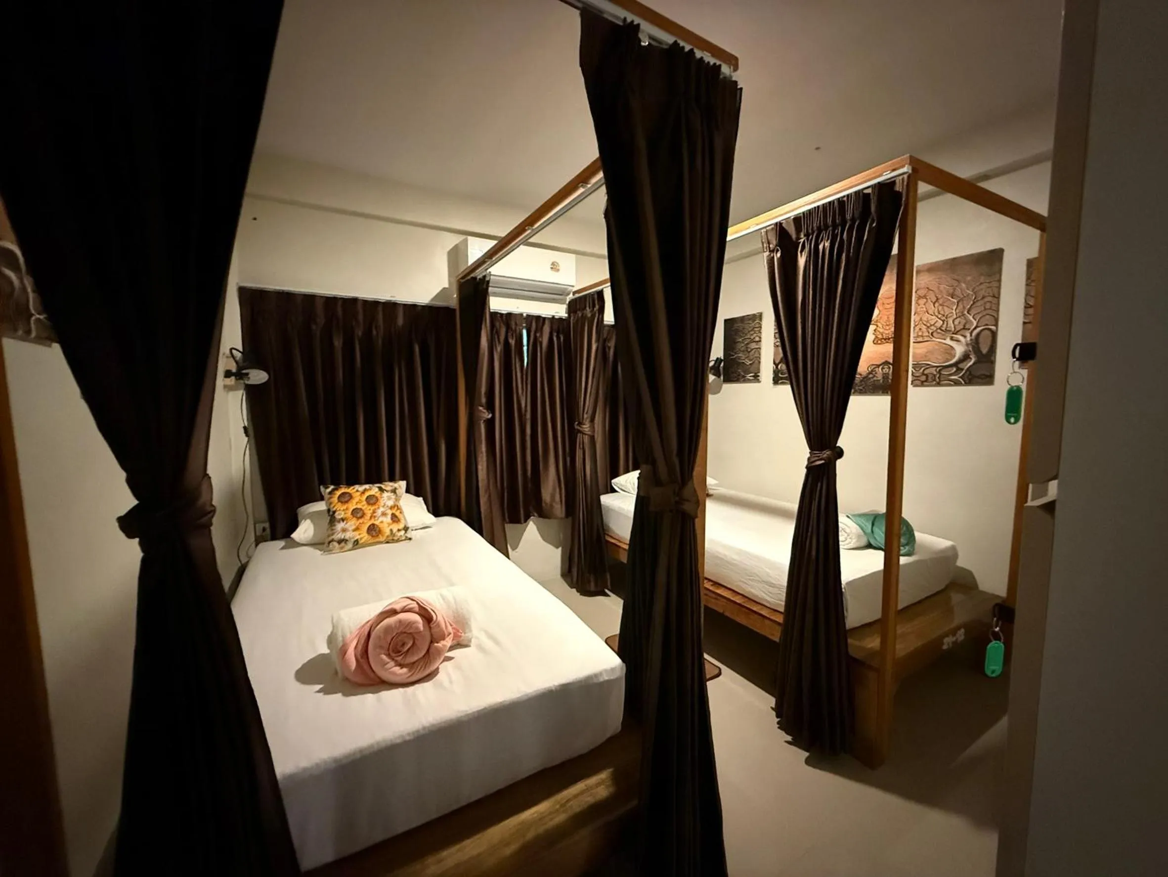 Bed in Lotus Hostel Beach Koh Tao