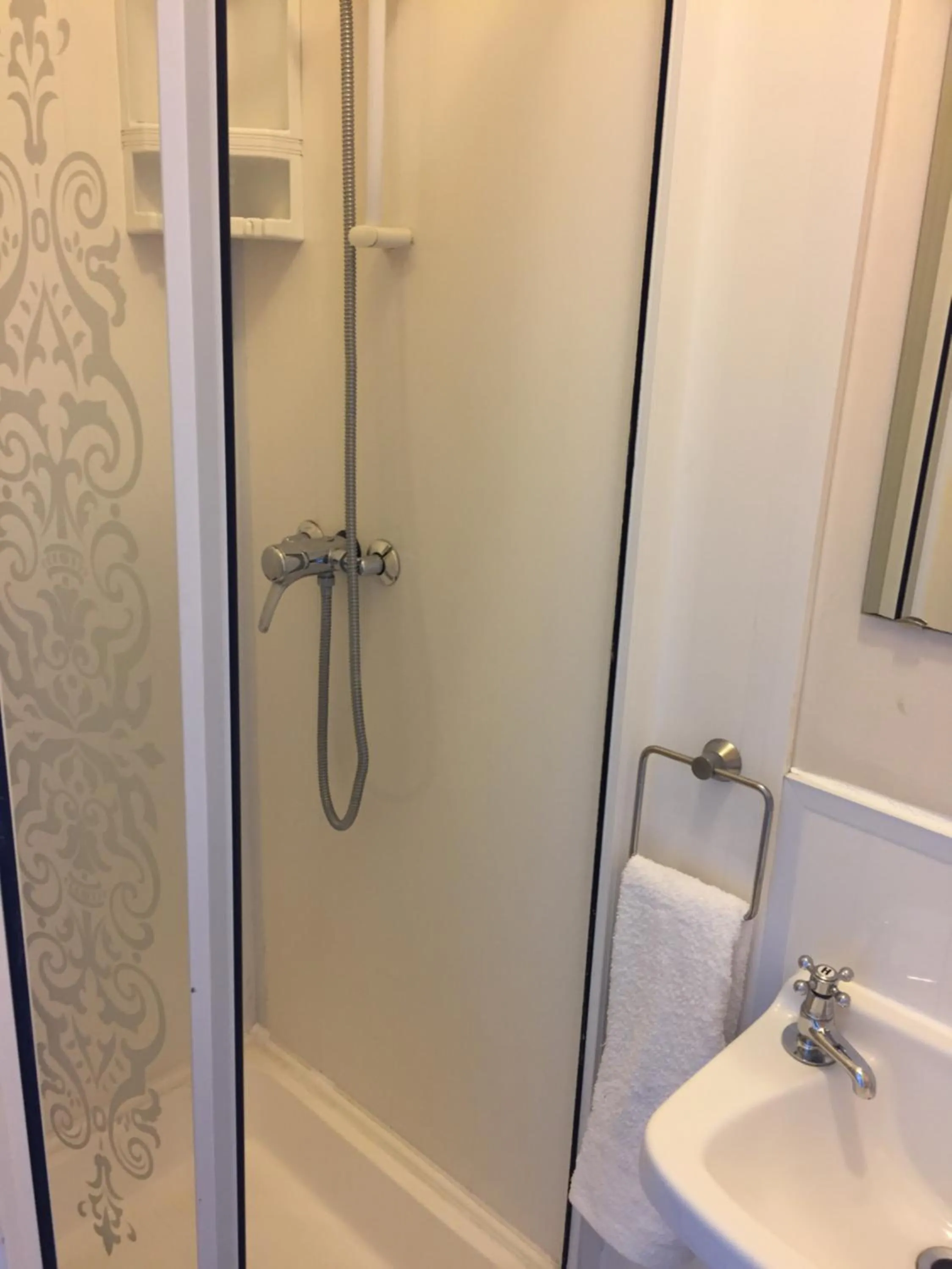 Shower in Marlow Lodge