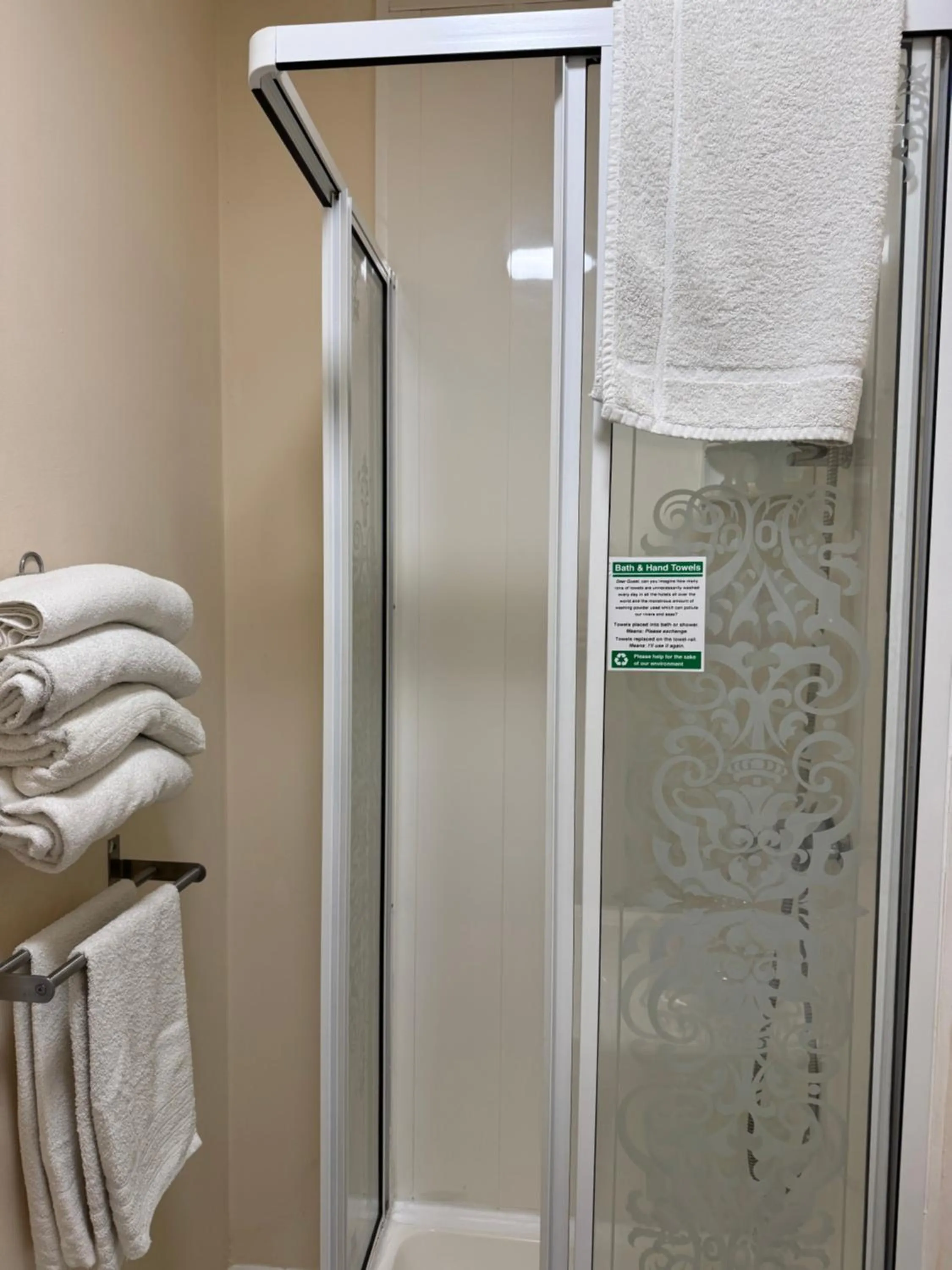 Bathroom in Marlow Lodge