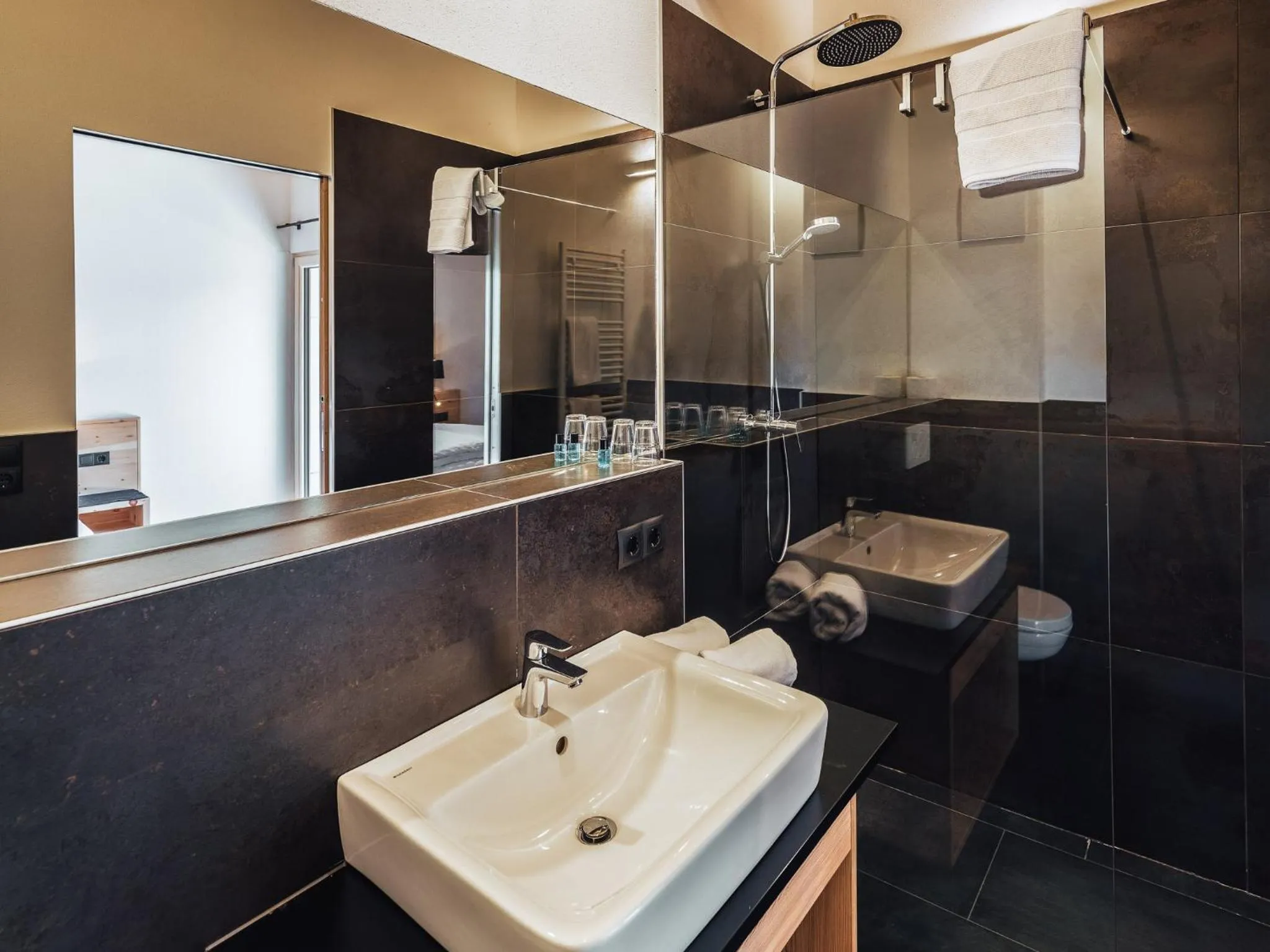 Shower in Haus Piz Lad