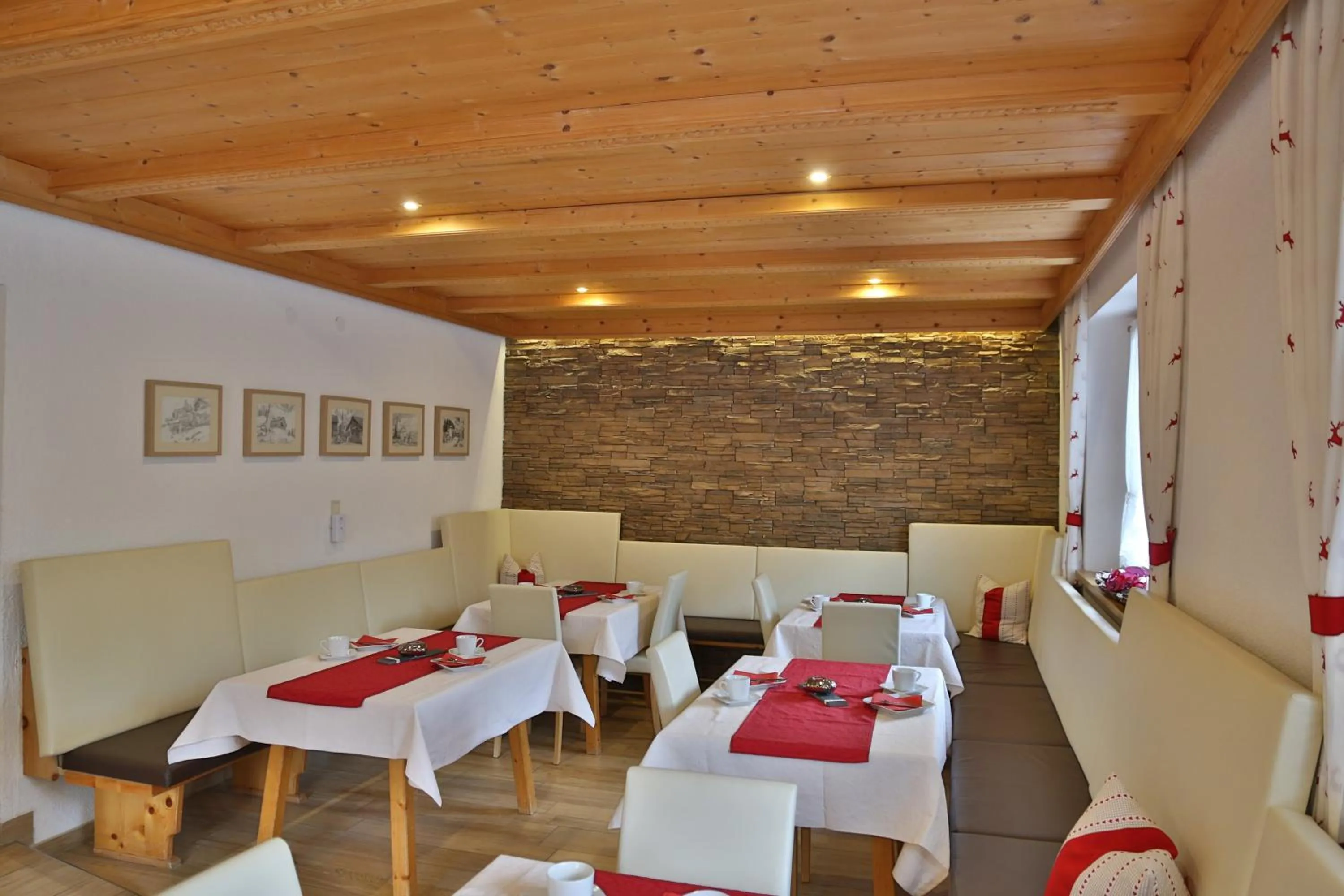 Coffee/tea facilities in Haus Piz Lad