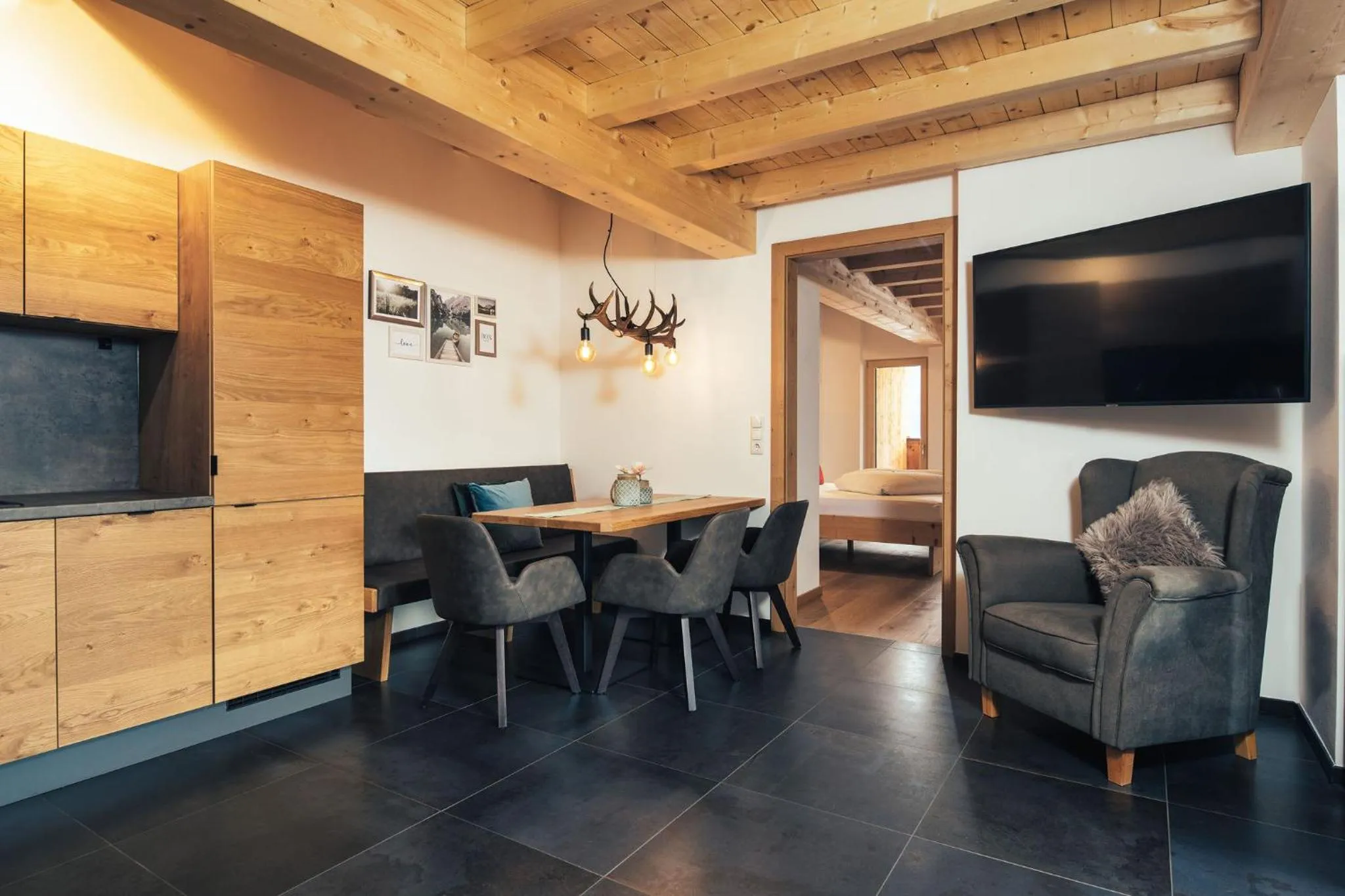 TV and multimedia in Haus Piz Lad