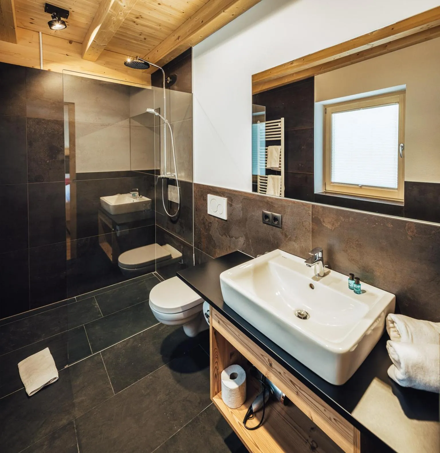 Shower in Haus Piz Lad