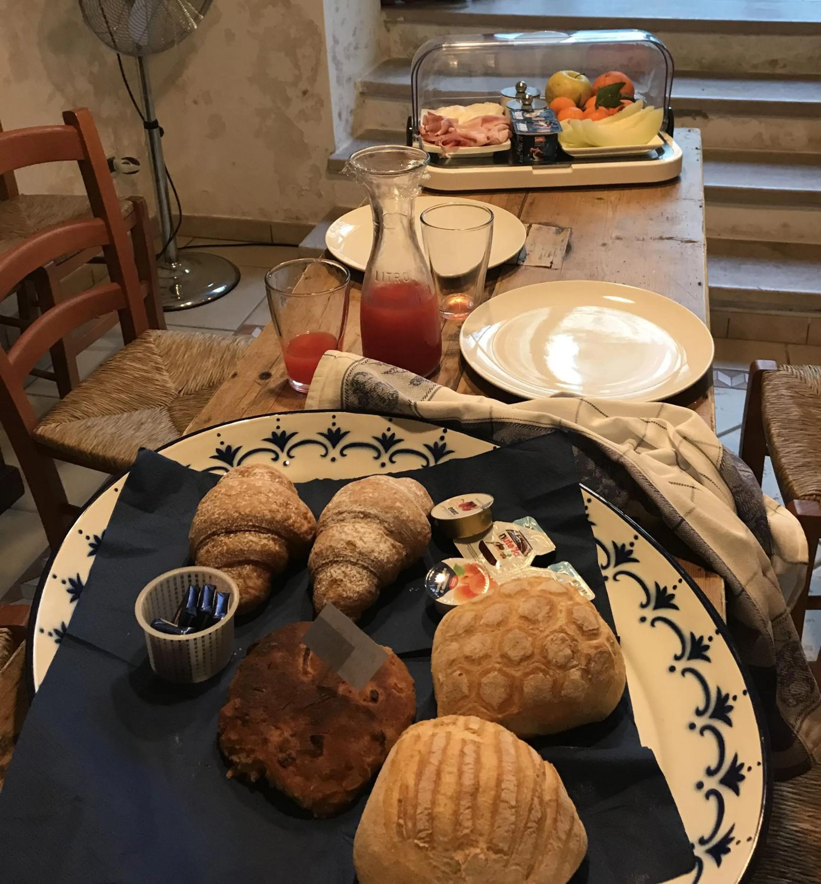 Breakfast in Casa d'Artista Suite & Garden
