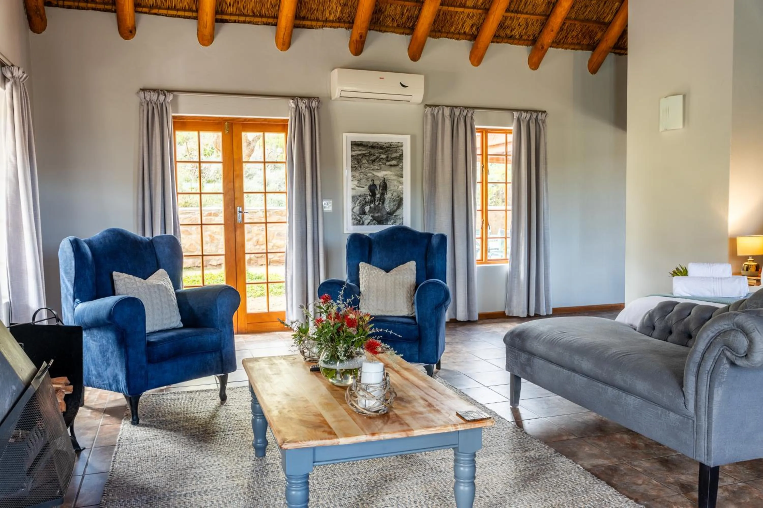 Living room in Orange Grove