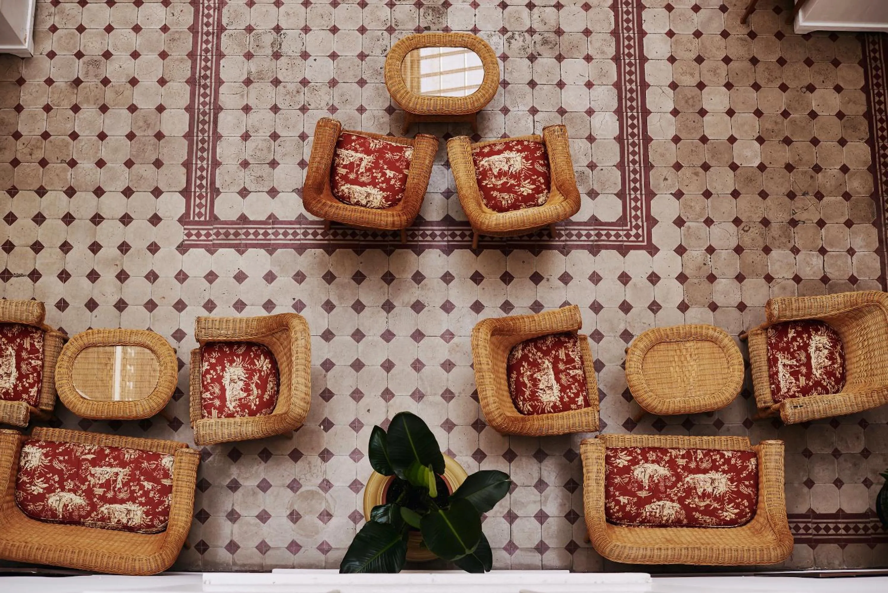 Seating area in Büyükada Splendid Palace Hotel