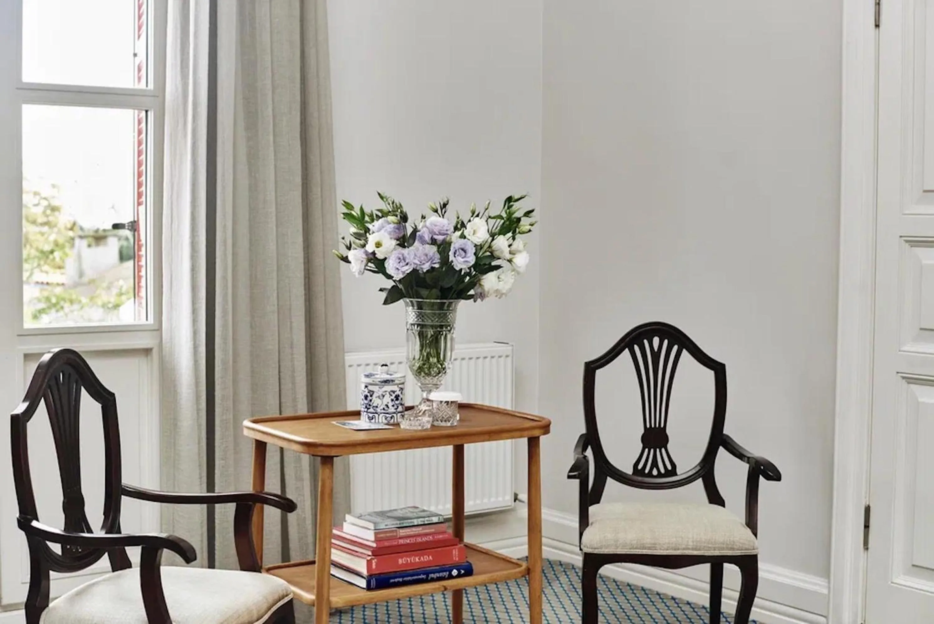 Seating area in Büyükada Splendid Palace Hotel