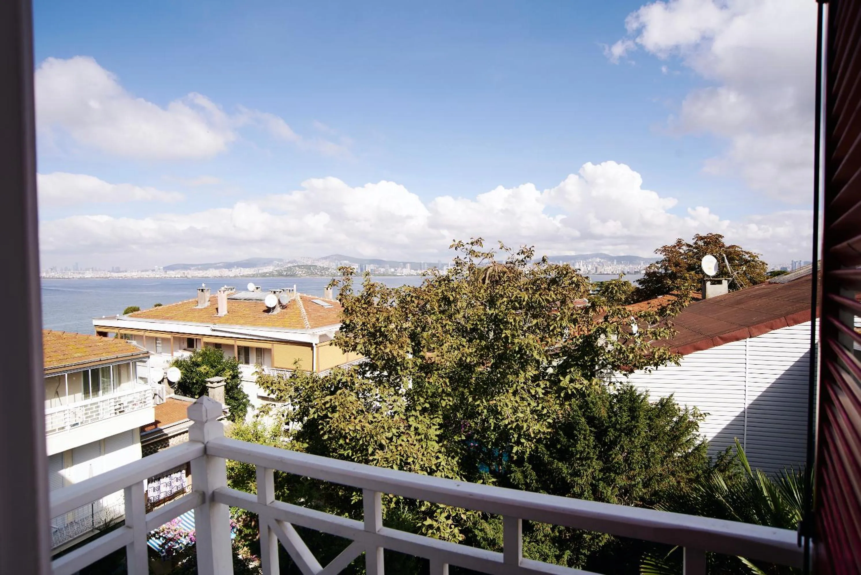 Day in Büyükada Splendid Palace Hotel