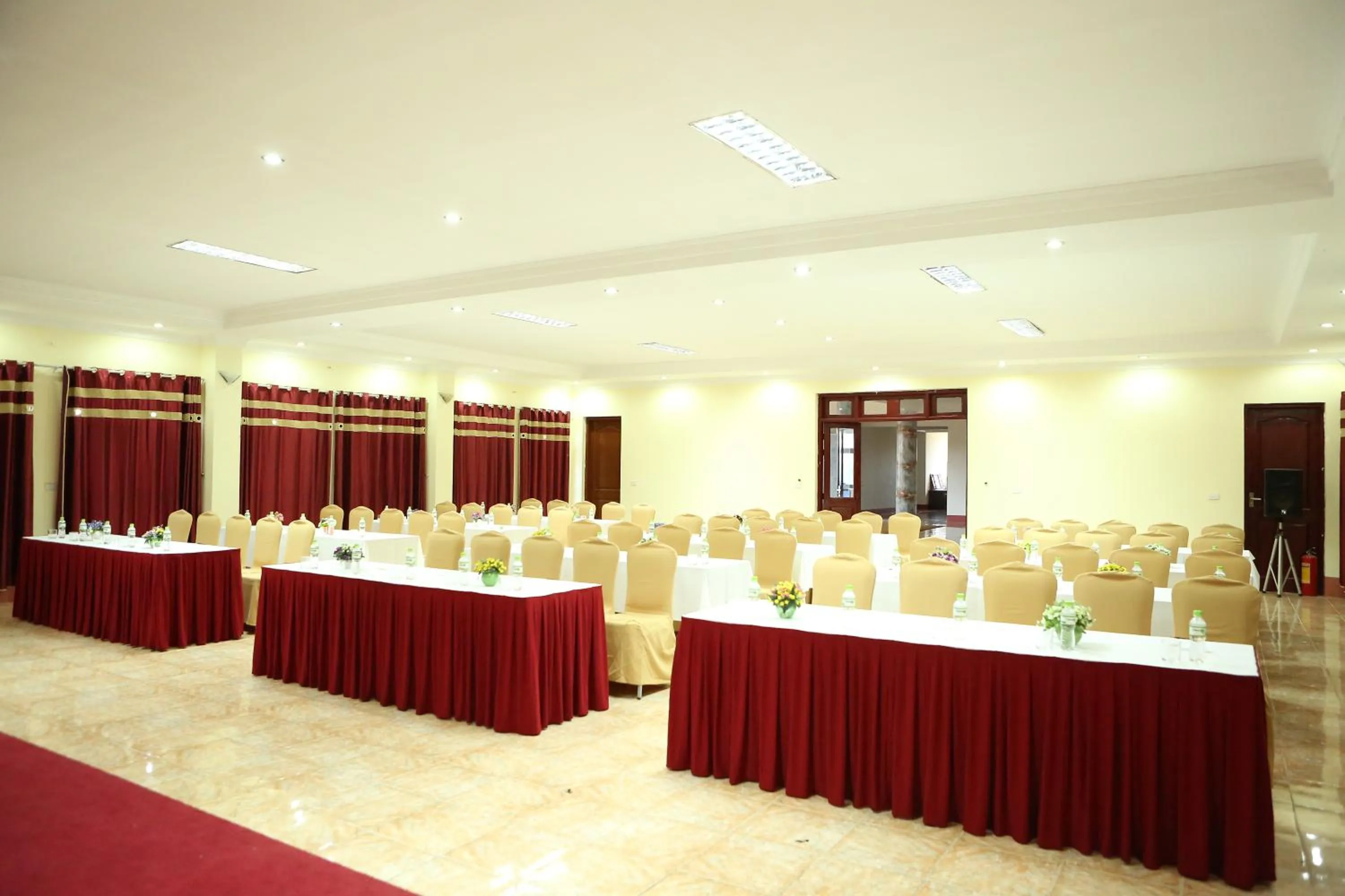 Business facilities in Muong Thanh Lai Chau Hotel