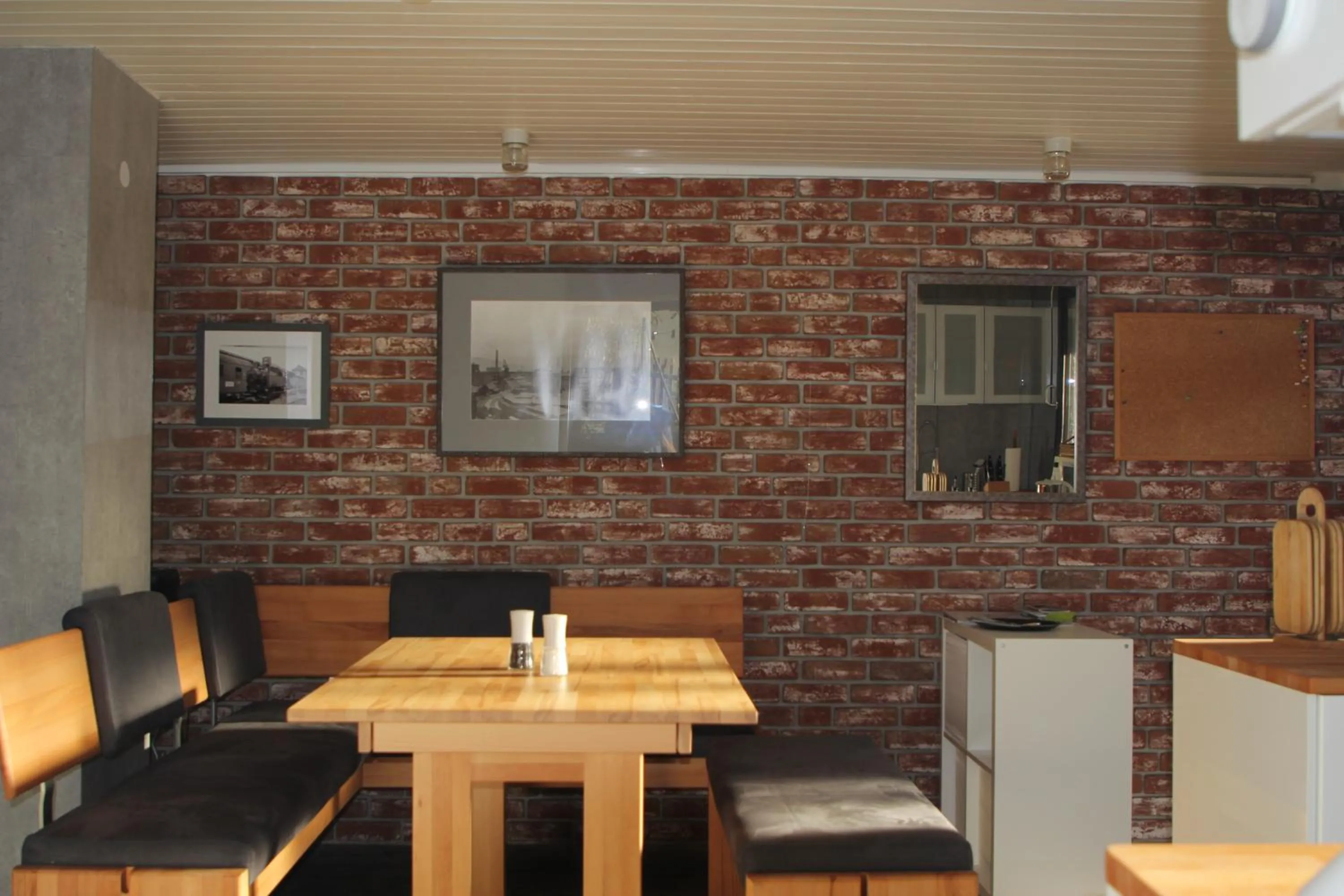 Dining area in Haus Rosebud