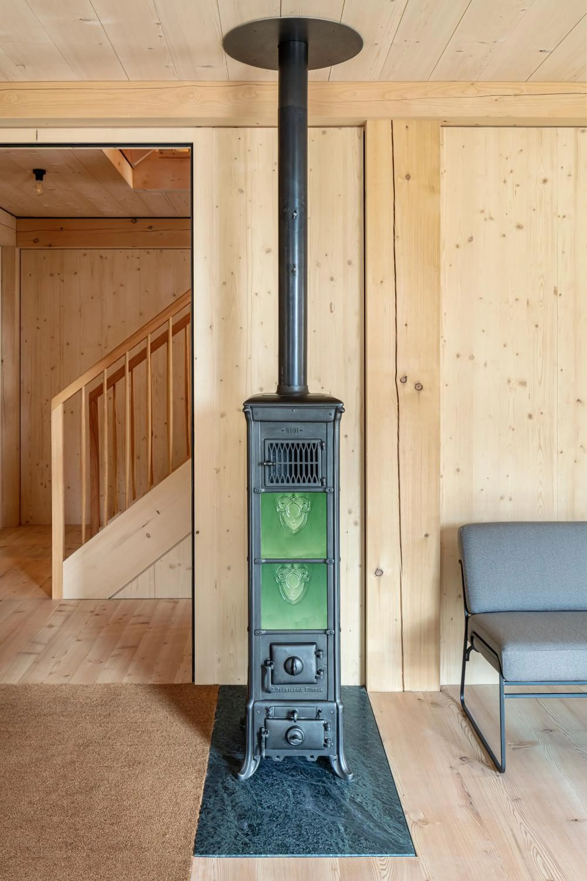 Lounge or bar in Berglodge Goms (Hotel)