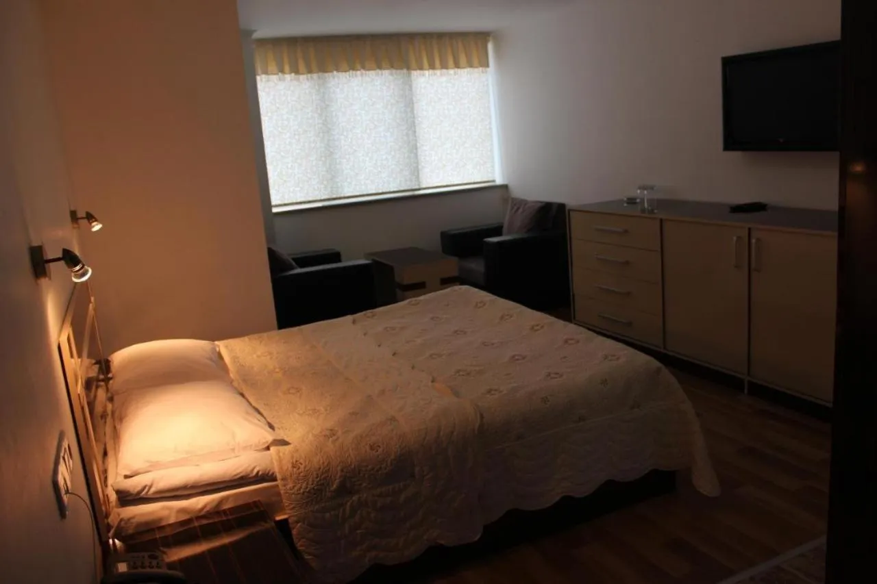 TV/Entertainment Center in Argo Hotel