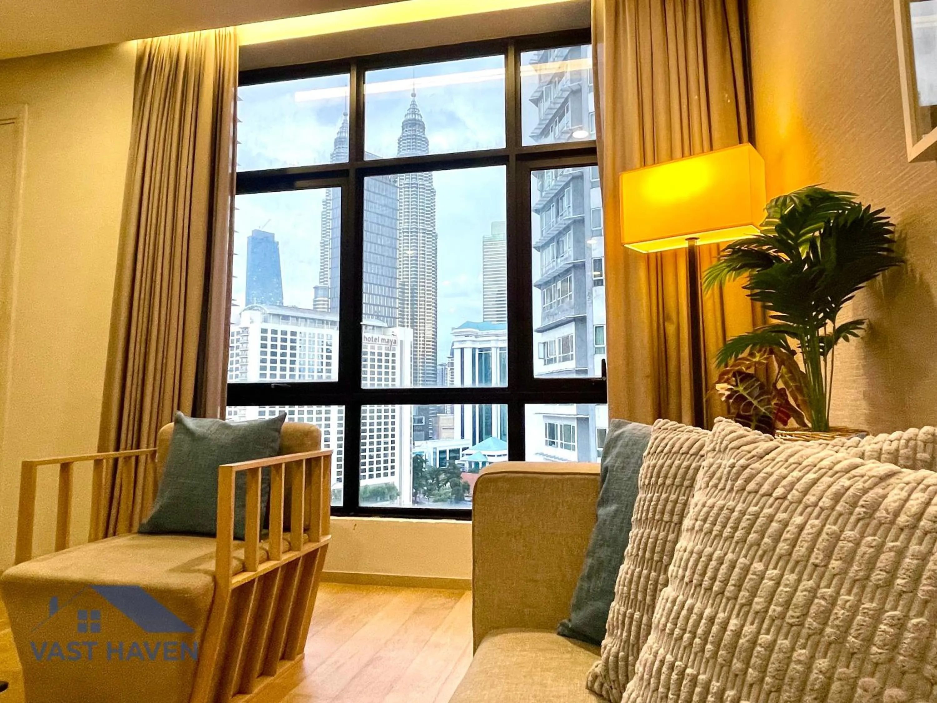 Living room in 188 Suites KLCC by VastHaven