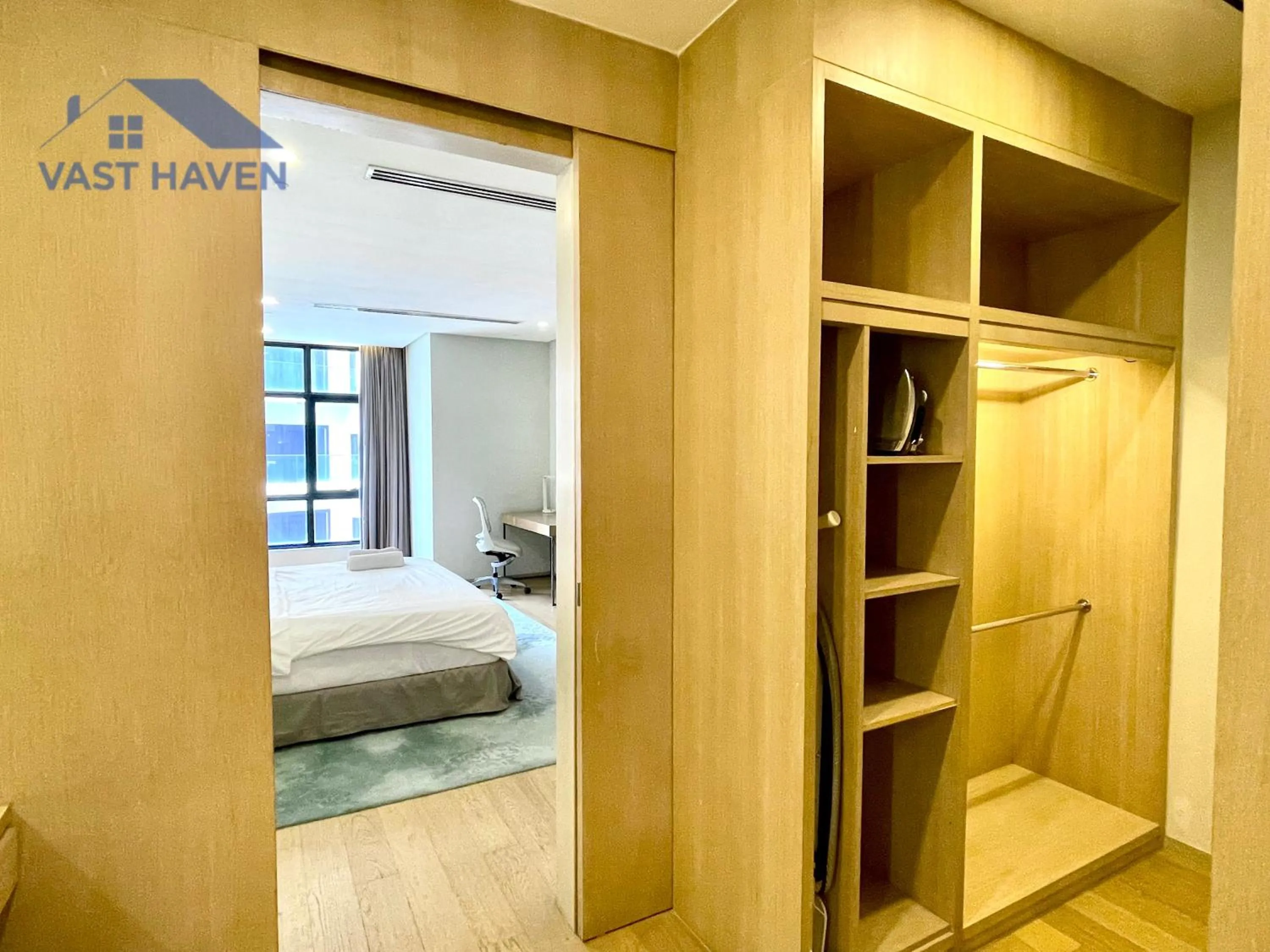 Photo of the whole room, Bed in 188 Suites KLCC by VastHaven