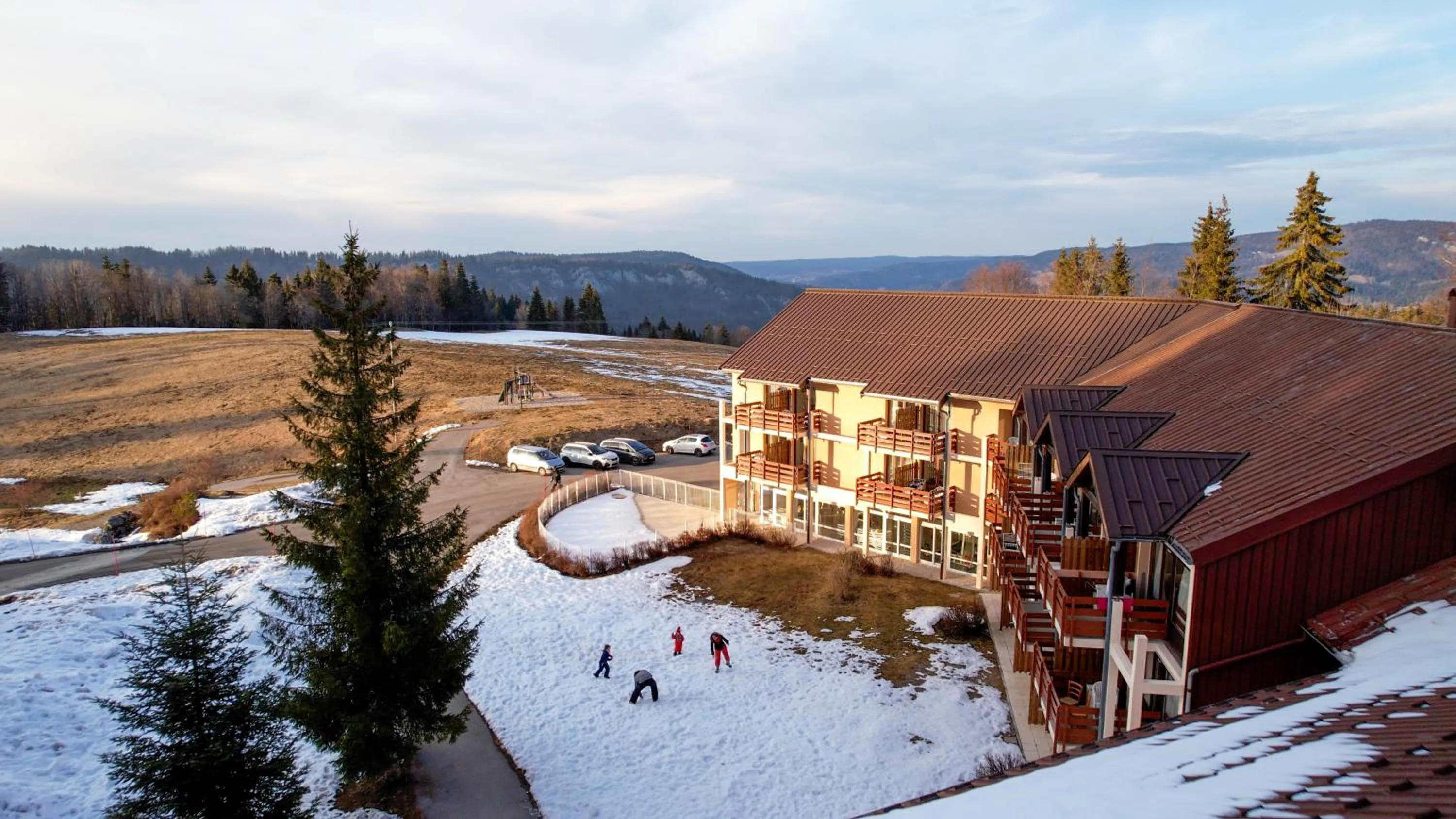 Mountain view in VVF Jura Les Rousses