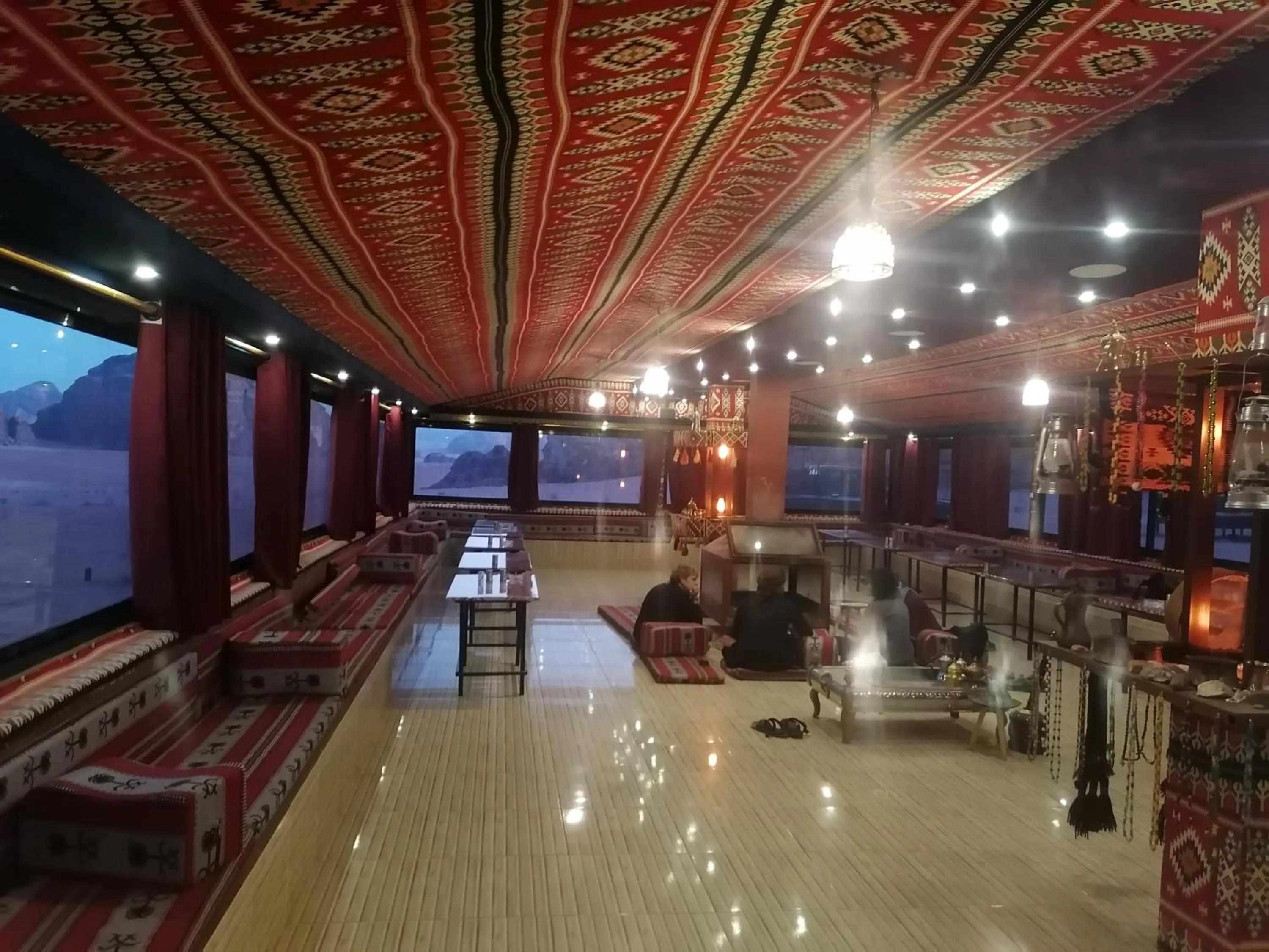 Living room in Wadirum winter