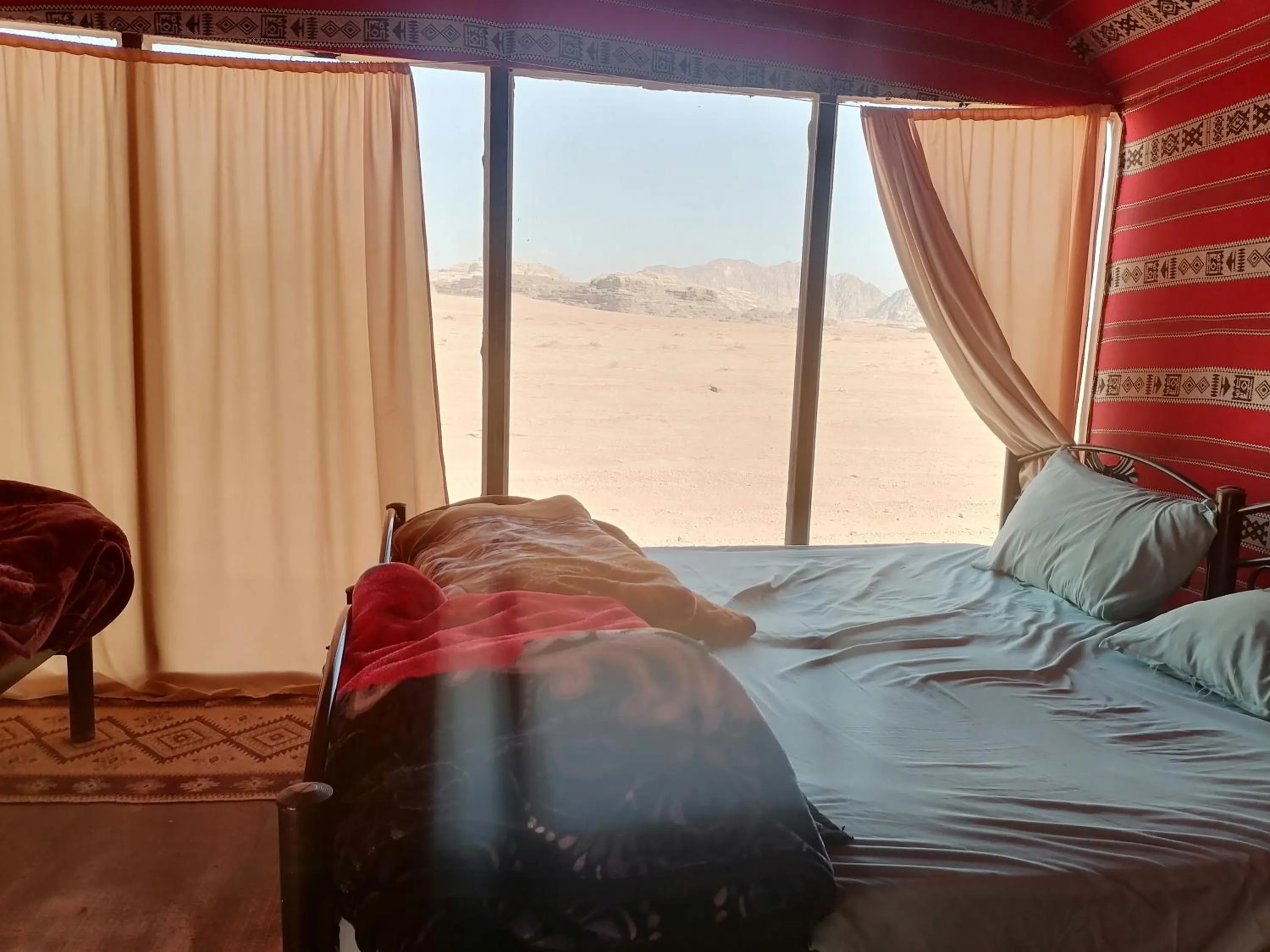 Bed in Wadirum winter