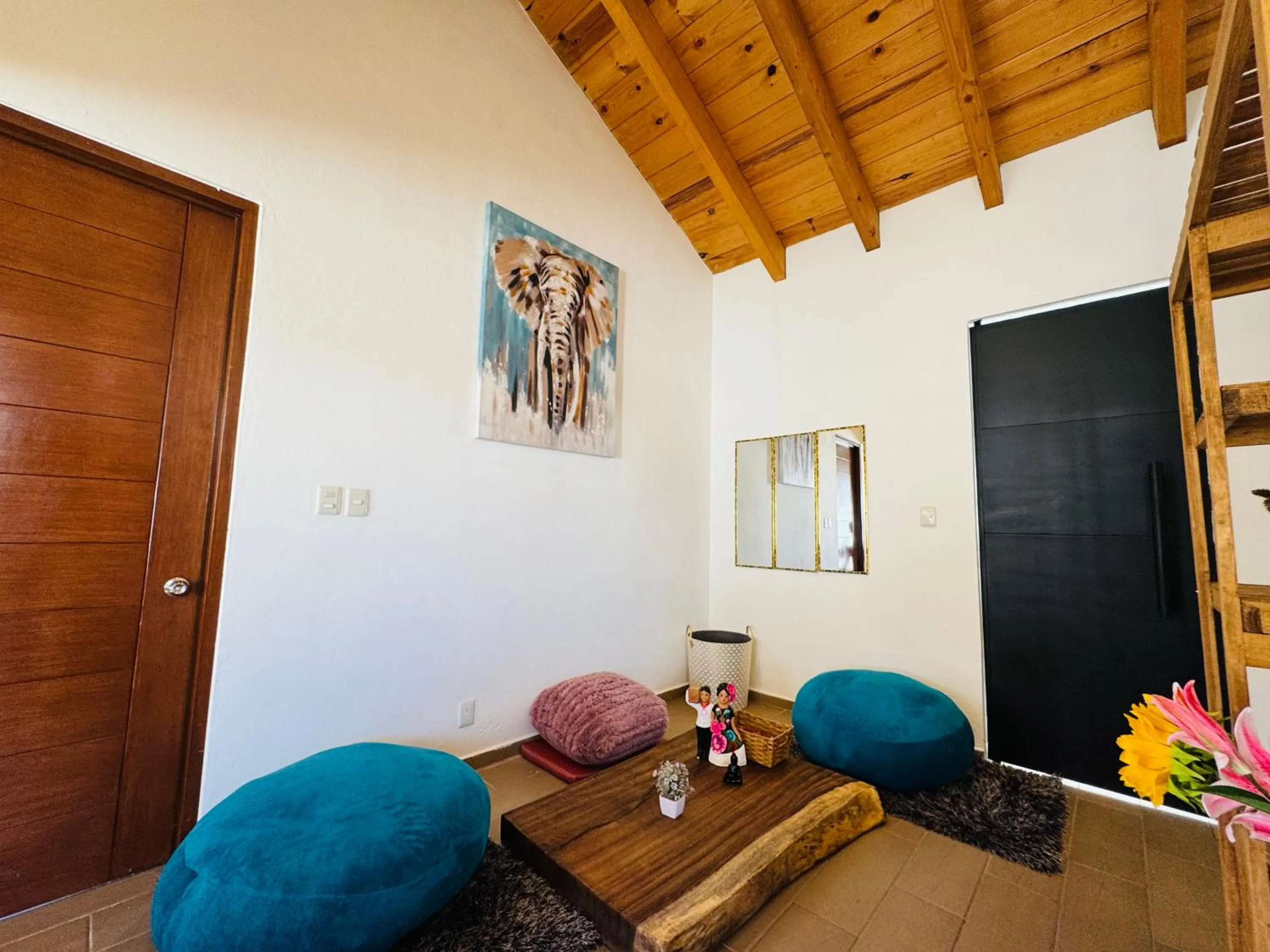 Living room in Encino House Hotel Boutique