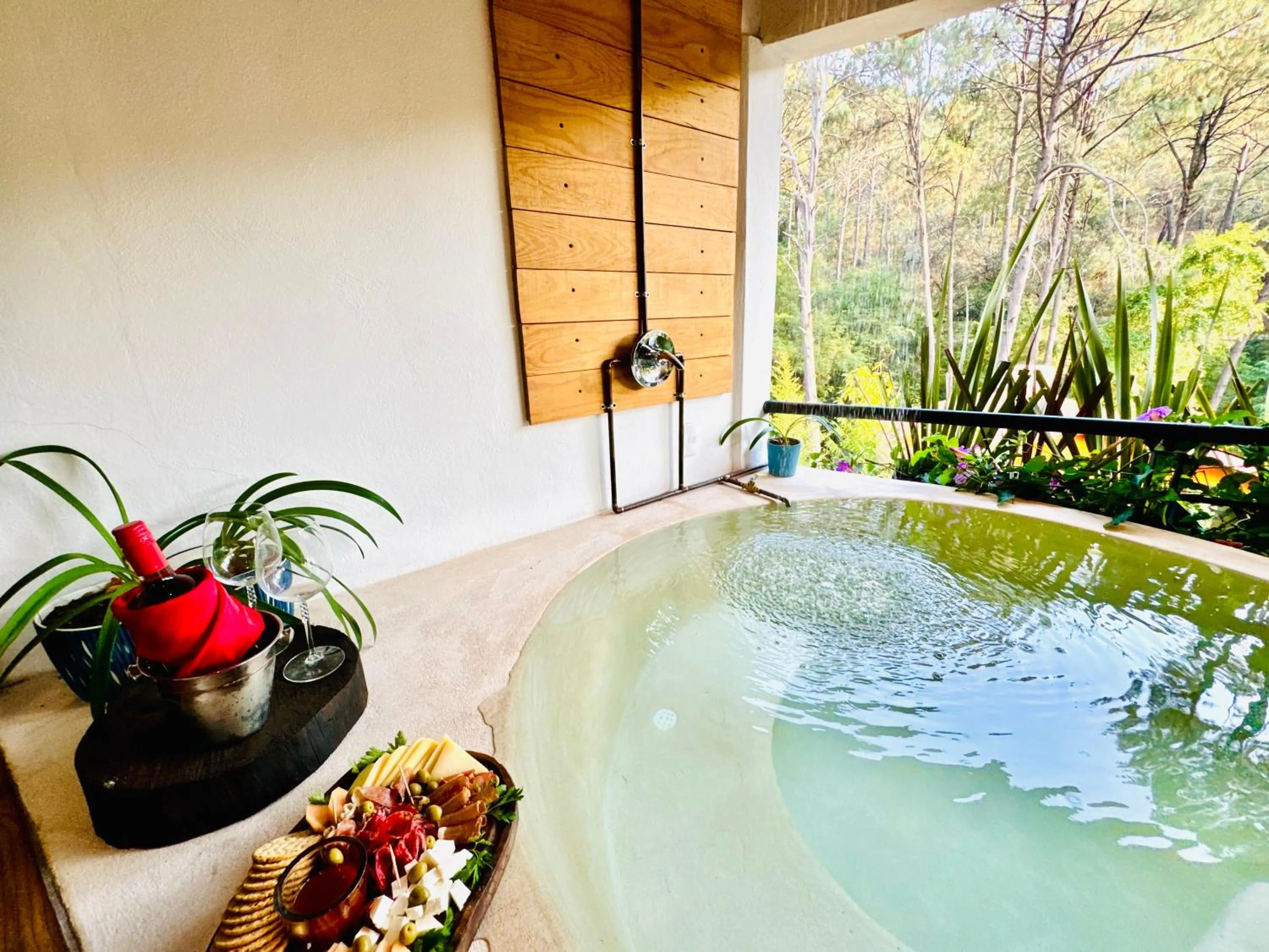 Day in Encino House Hotel Boutique