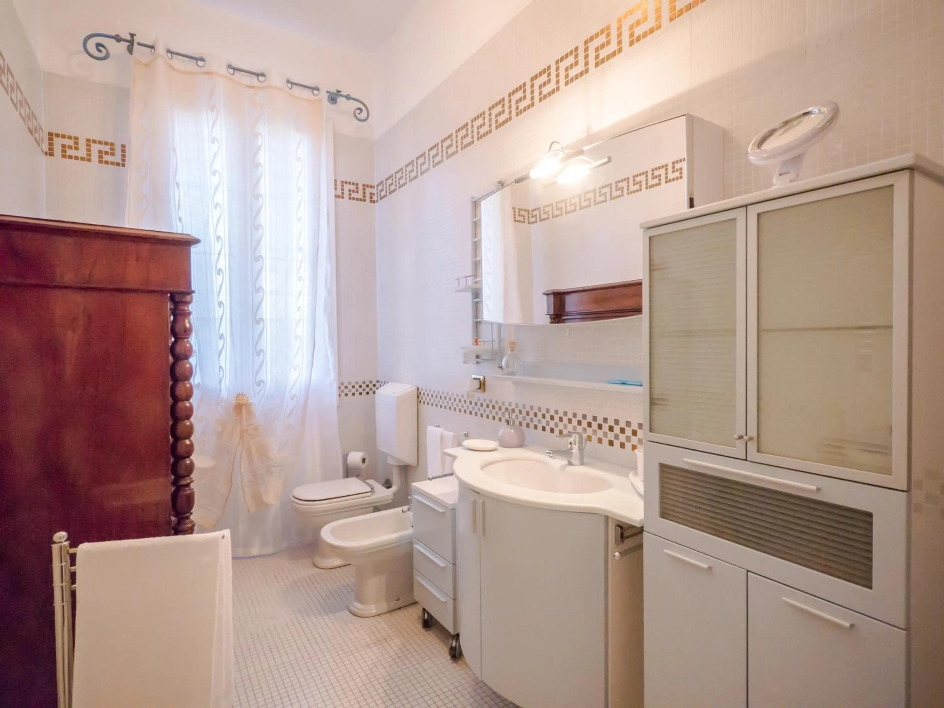 Bathroom in Villa Bellini Room&Breakfast