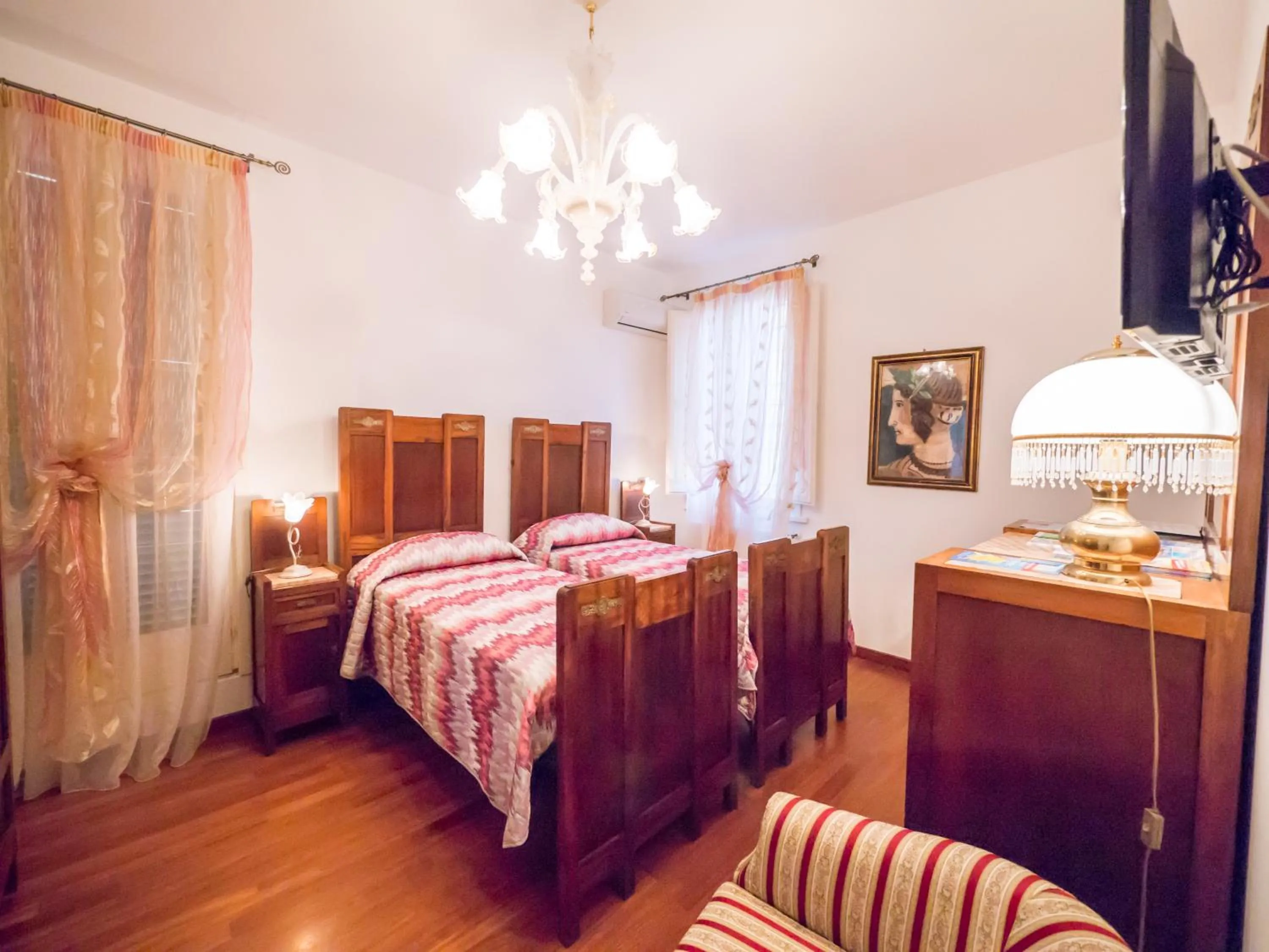 Bed in Villa Bellini Room&Breakfast