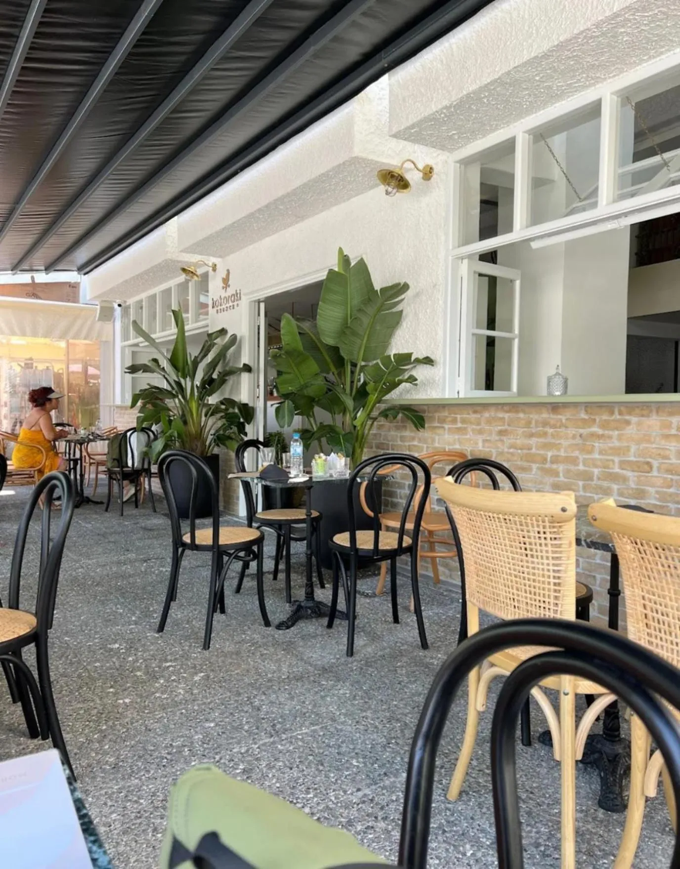 Breakfast in Jensen Luxury Suites