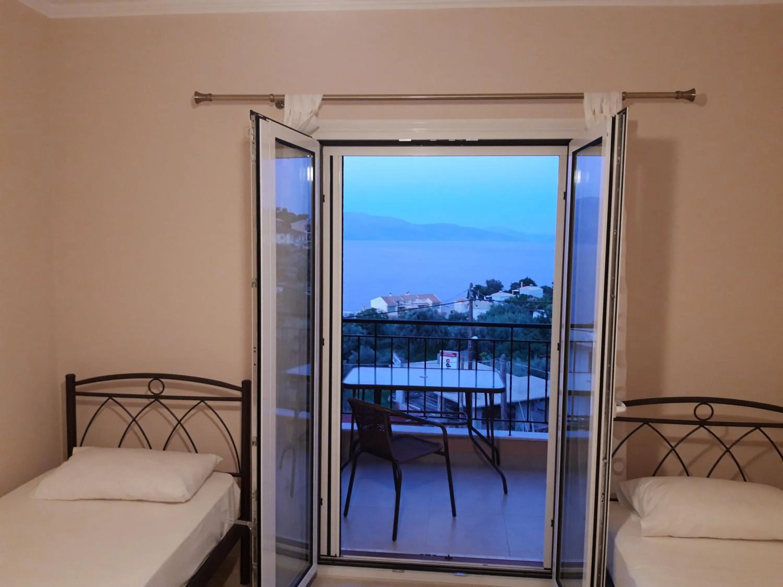 Bed in Valedina Rooms