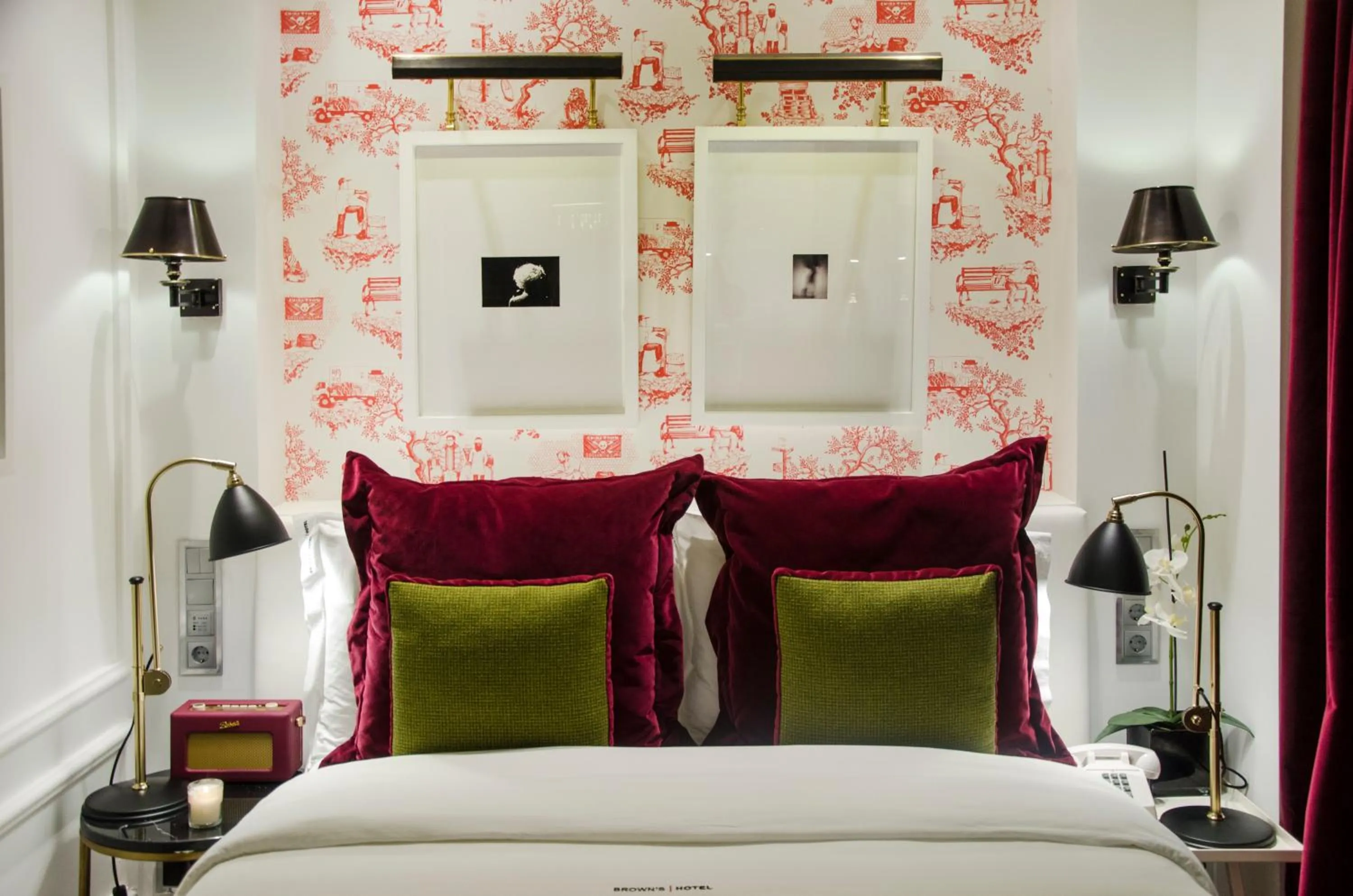 Bed in Browns Central Hotel