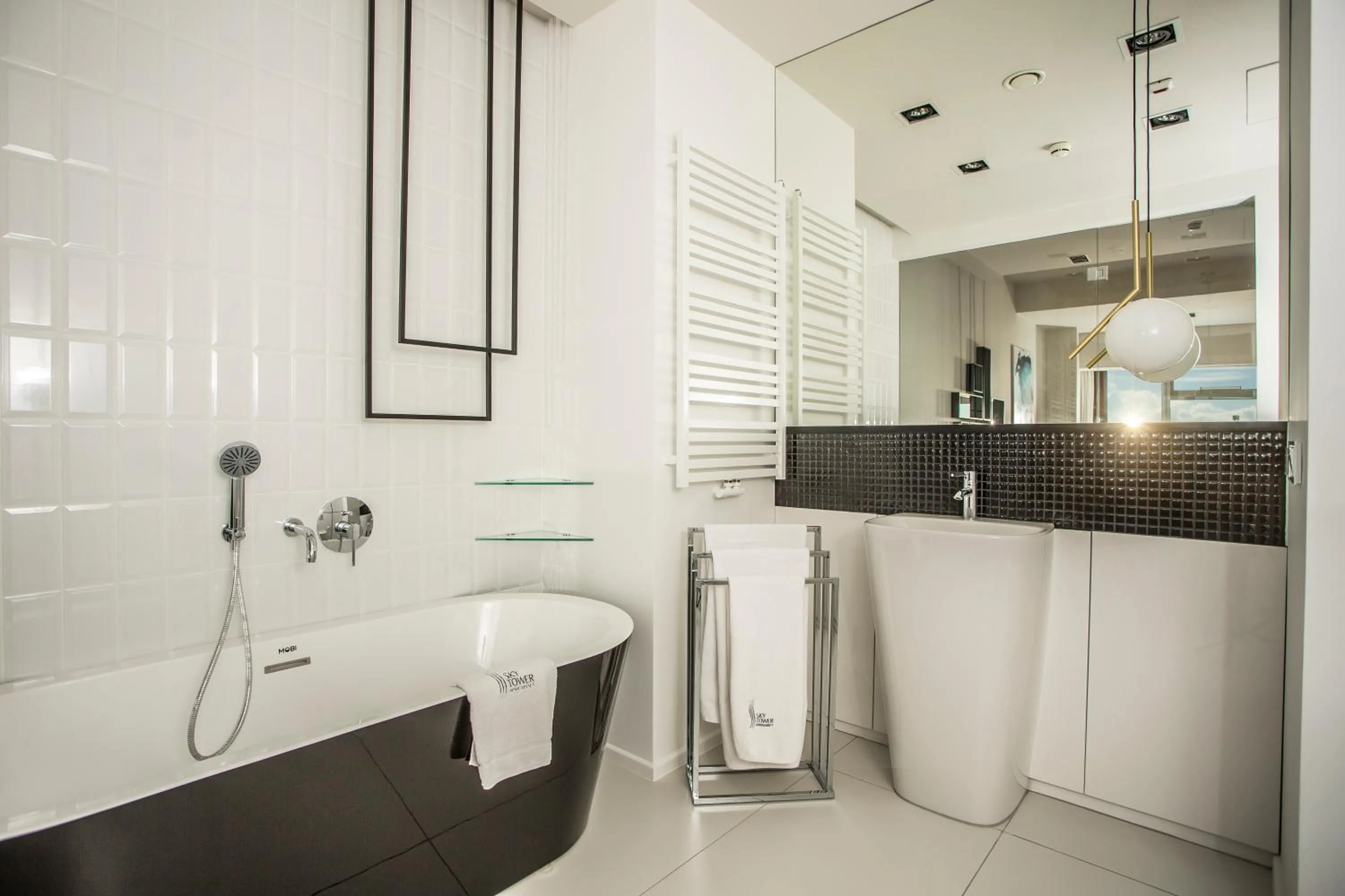 Toilet in In The Sky - Apartamenty w Sky Tower