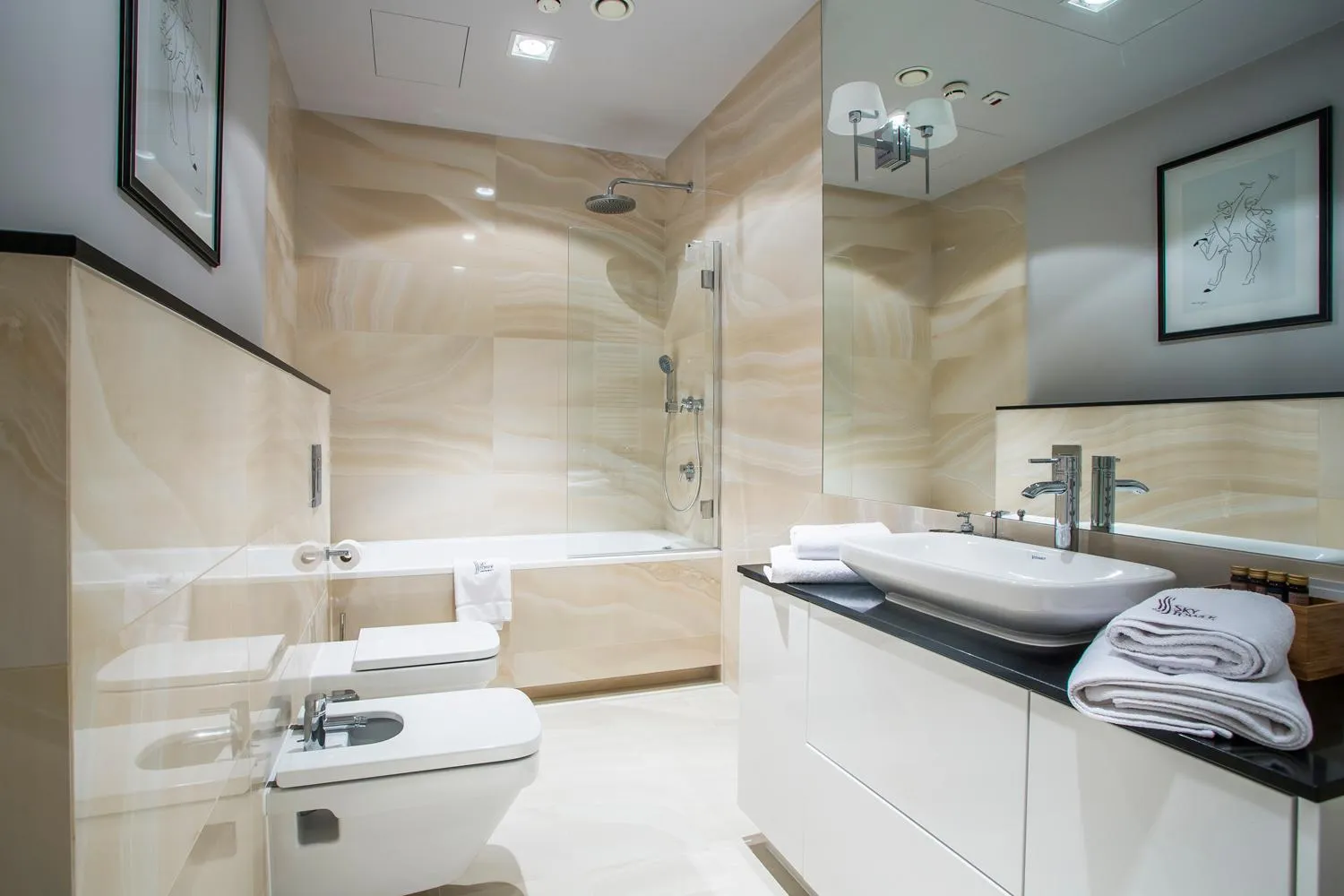 Bathroom in In The Sky - Apartamenty w Sky Tower