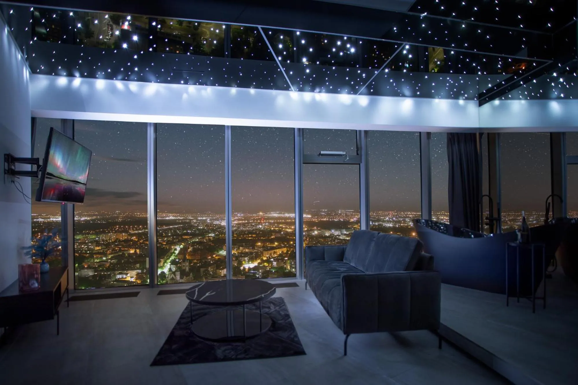 Night in In The Sky - Apartamenty w Sky Tower