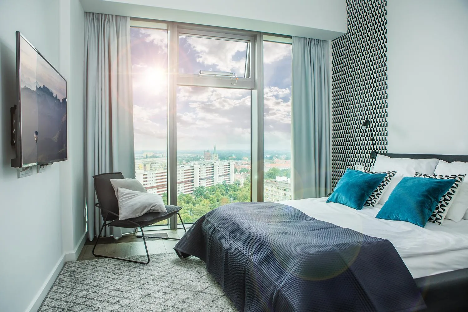 Bedroom, Bed in In The Sky - Apartamenty w Sky Tower
