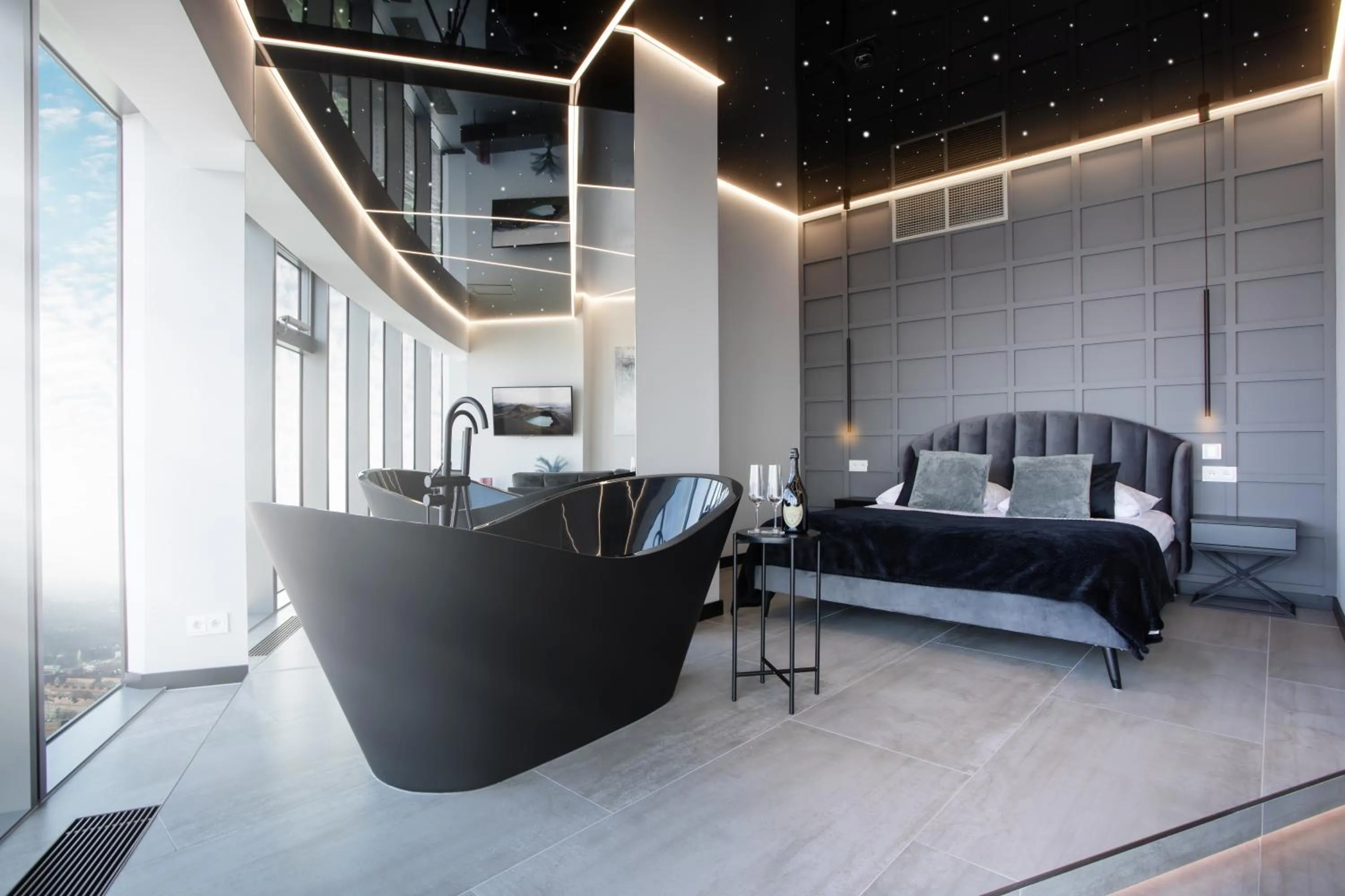 Living room, Bed in In The Sky - Apartamenty w Sky Tower