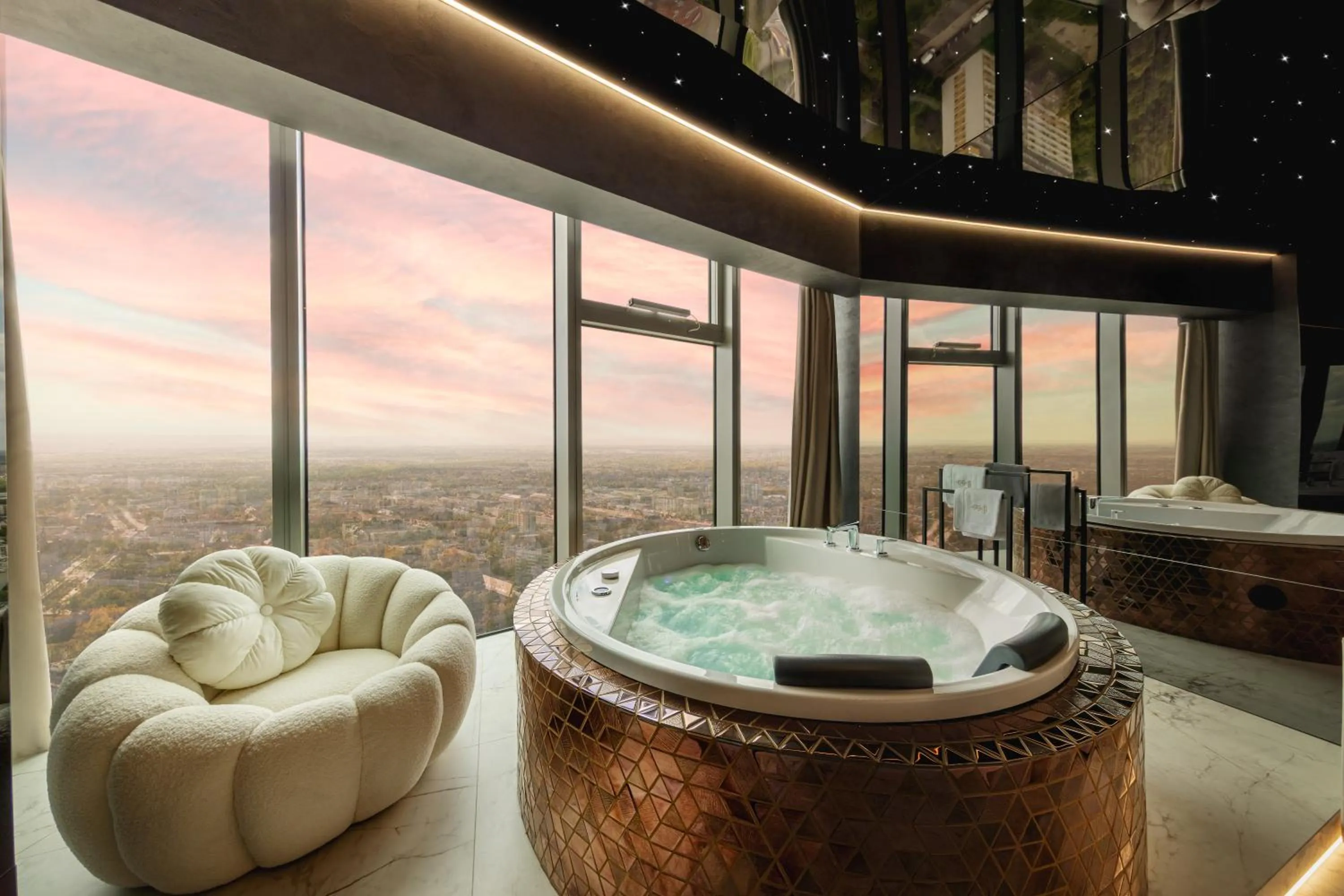 Seating area in In The Sky - Apartamenty w Sky Tower