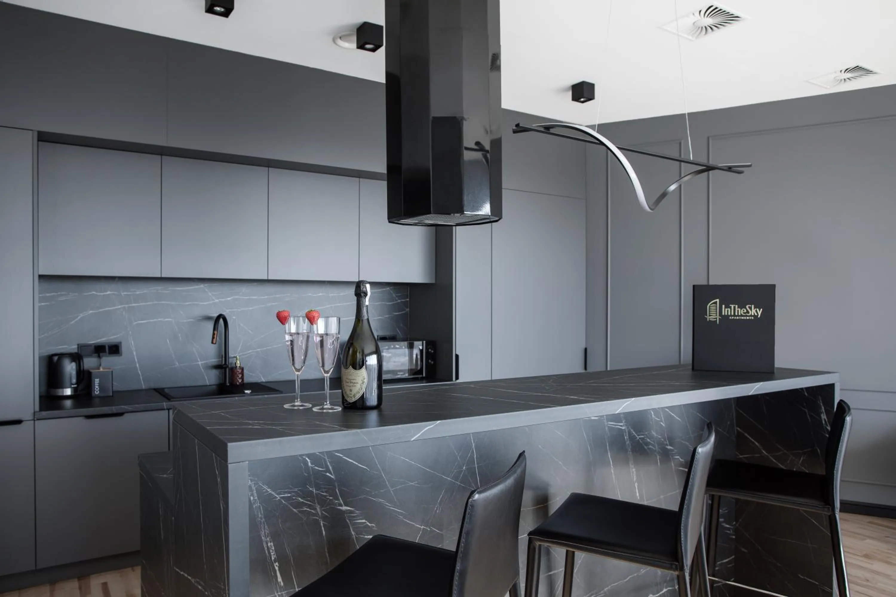 Coffee/tea facilities in In The Sky - Apartamenty w Sky Tower