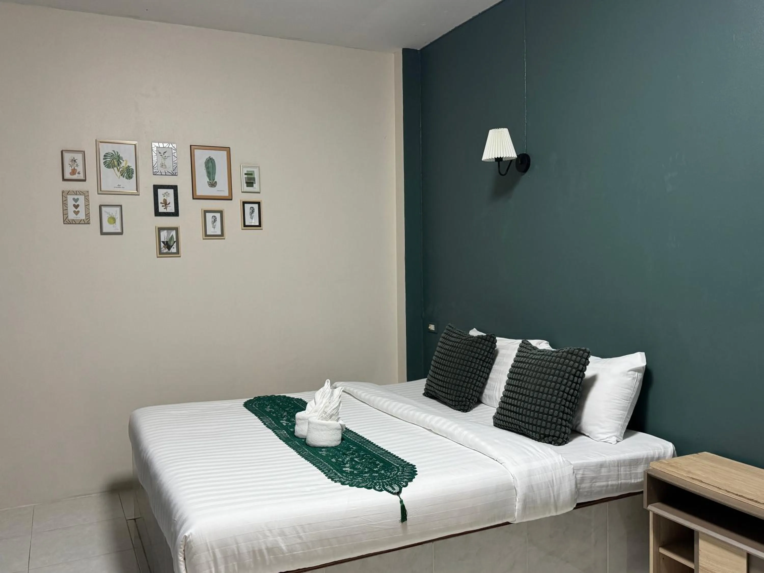 Bed in Paksina Hotel