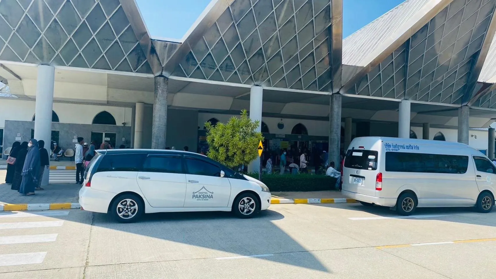 shuttle in Paksina Hotel