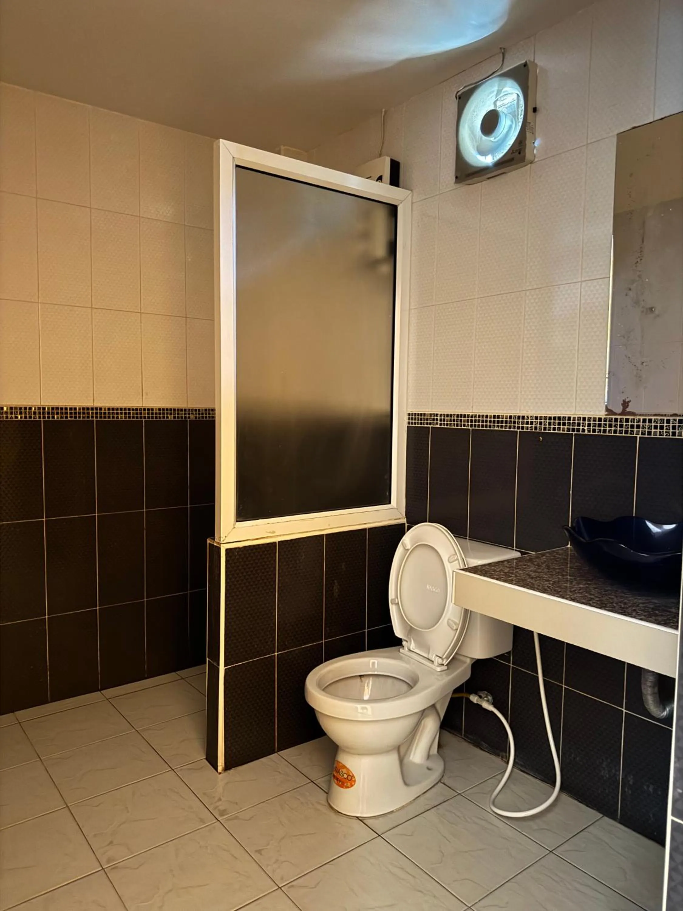 Shower in Rang Noknoy Resort at Kohlarn