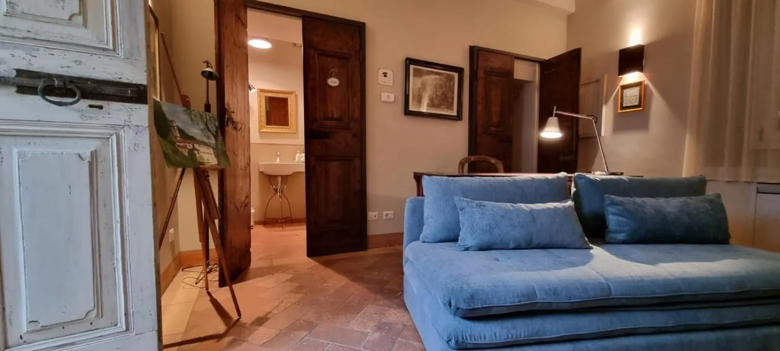 Photo of the whole room in Balbianino