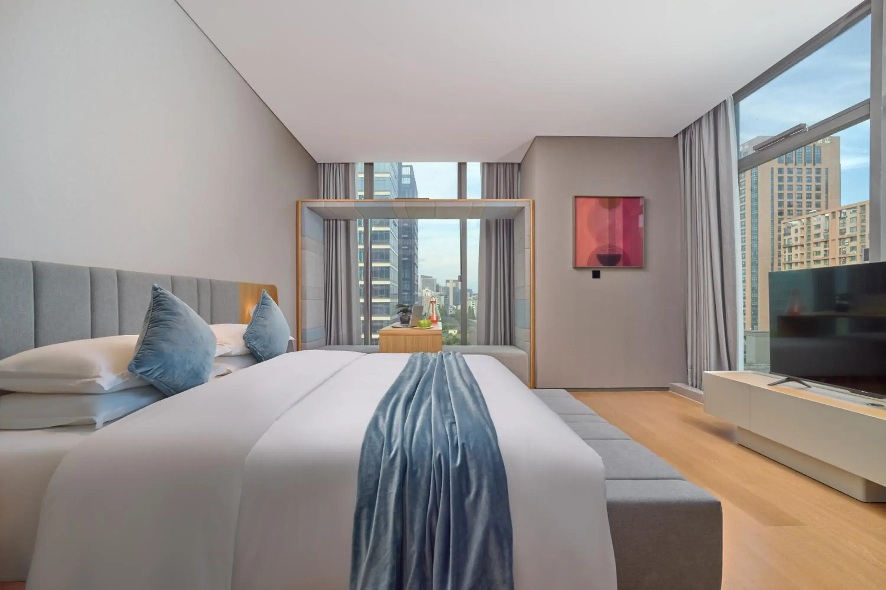 Executive Queen Room, City View in Pagoda Hotel Hangzhou Binjiang Executive Queen Room, City View in Pagoda Hotel Hangzhou Binjiang