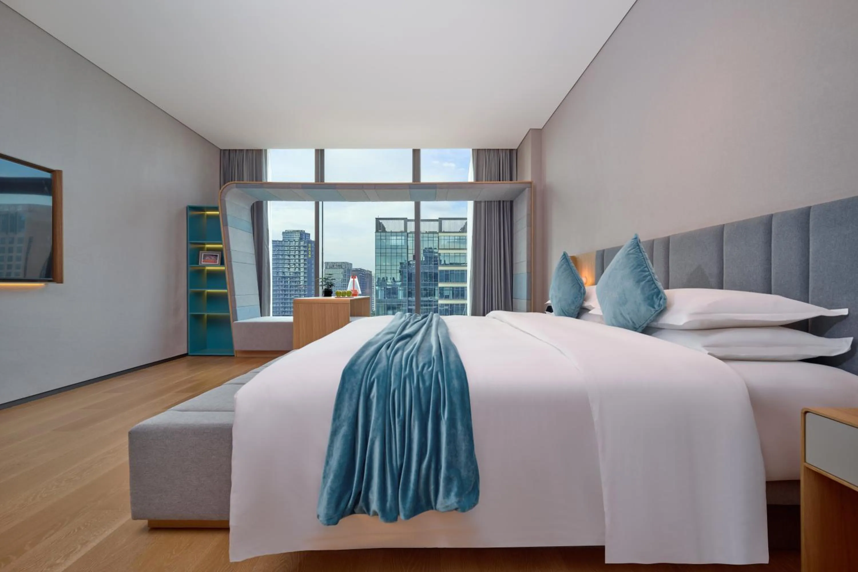 Photo of the whole room, Bed in Pagoda Hotel Hangzhou Binjiang