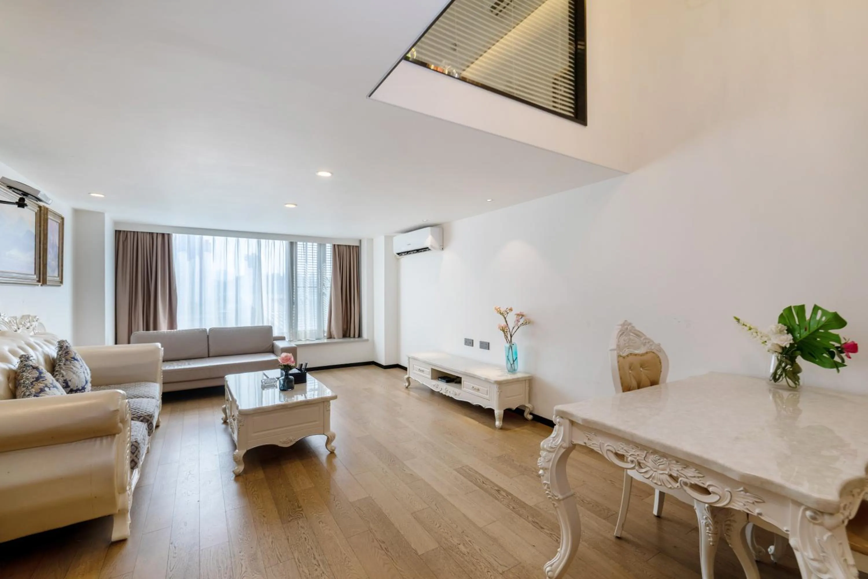 Living room in Xinghe Times Apartment - Shenzhen North Railway Station