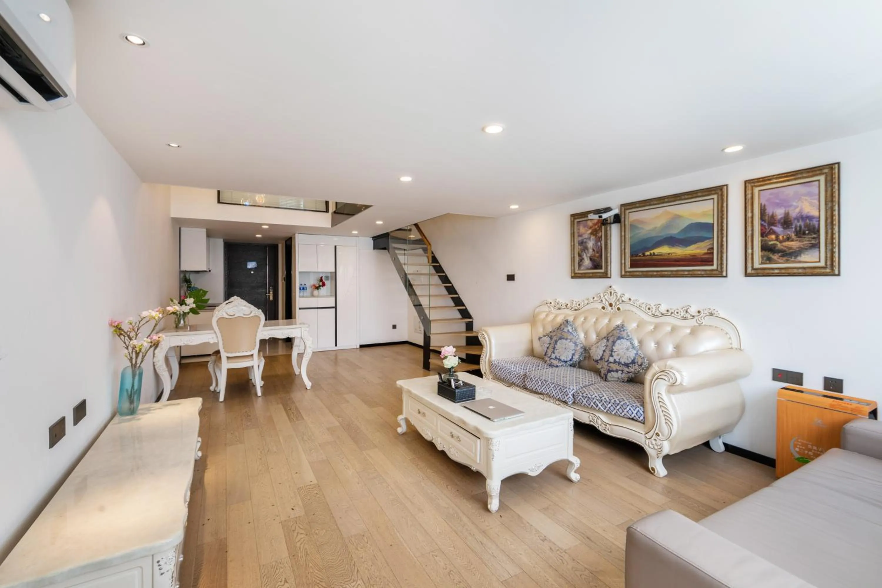 Living room in Xinghe Times Apartment - Shenzhen North Railway Station