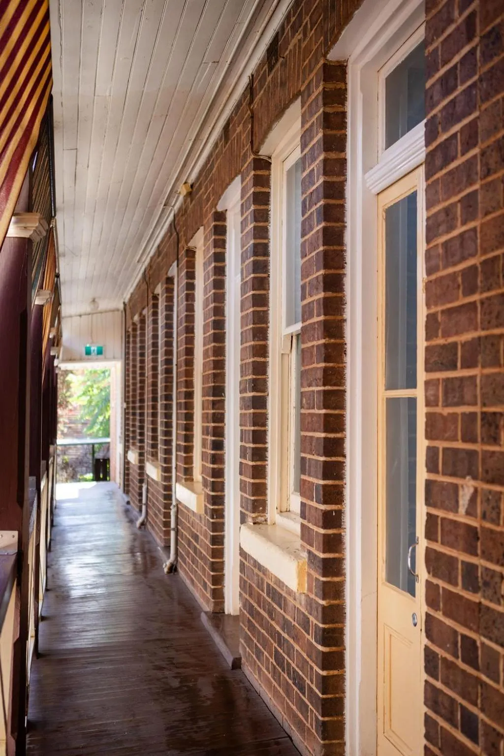 Property building in THE FED AND BED TEMORA